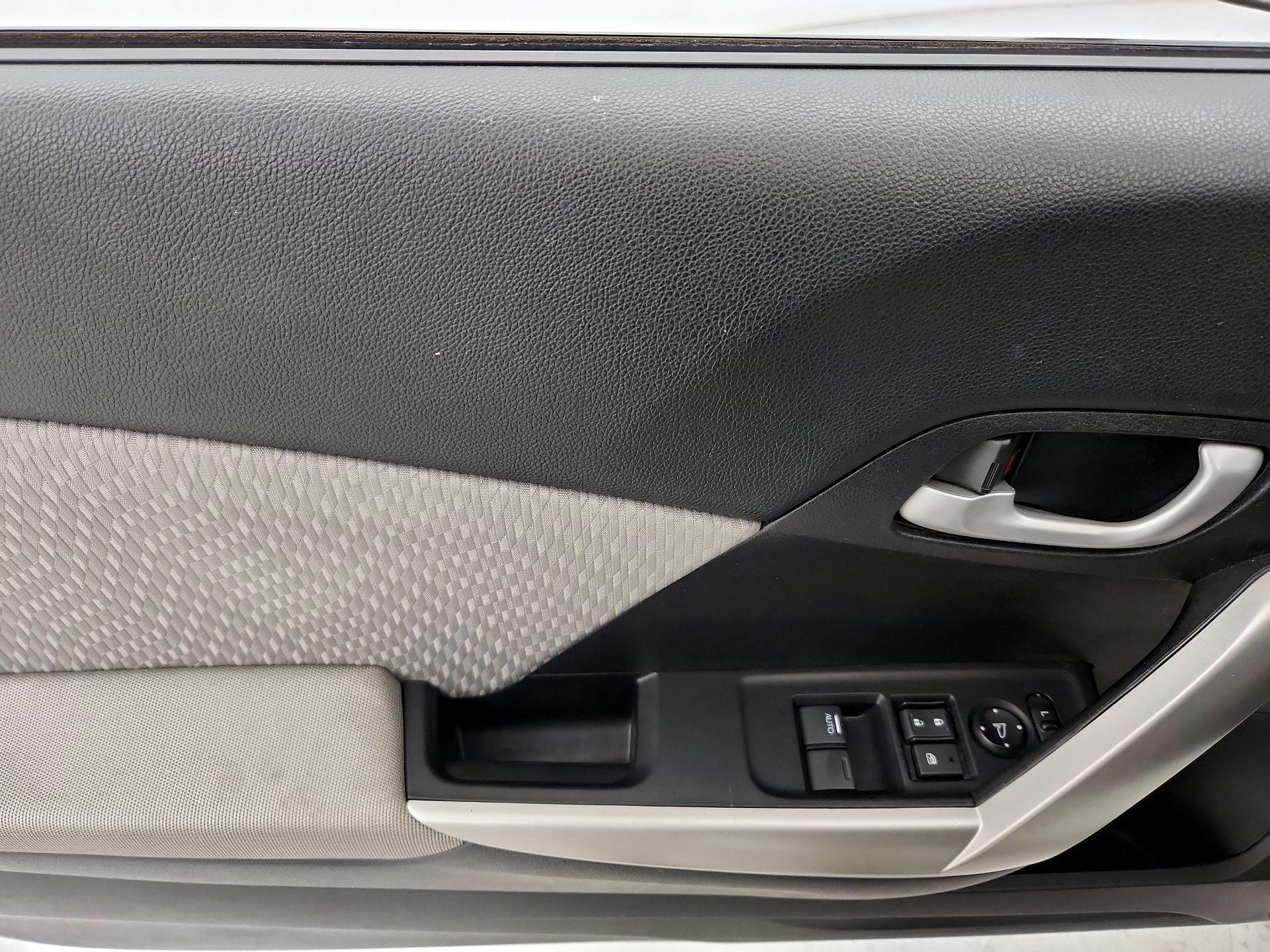 Thumbnail: 2015 Honda Civic - 12