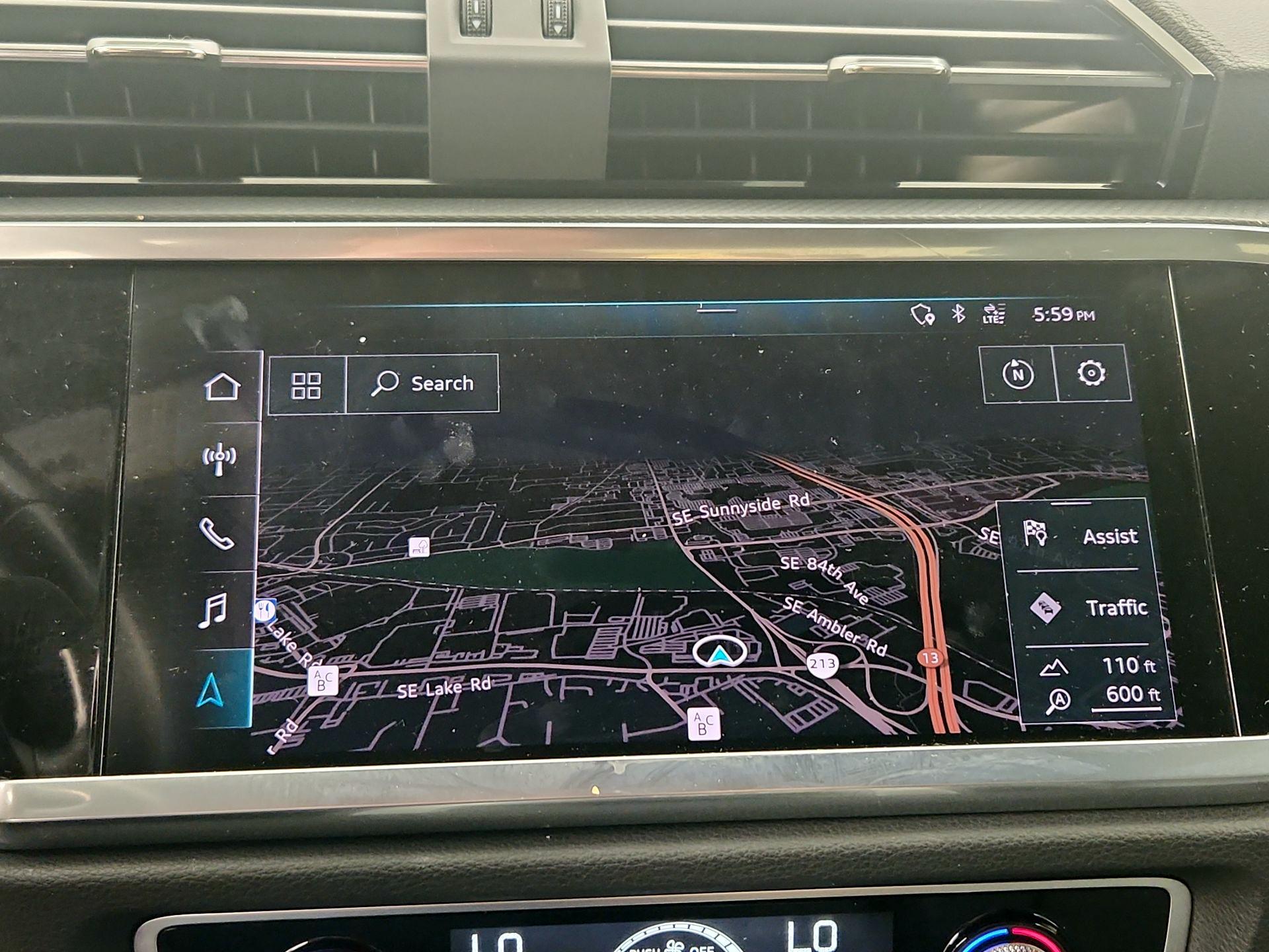 Thumbnail: 2021 Audi Q3 - 14