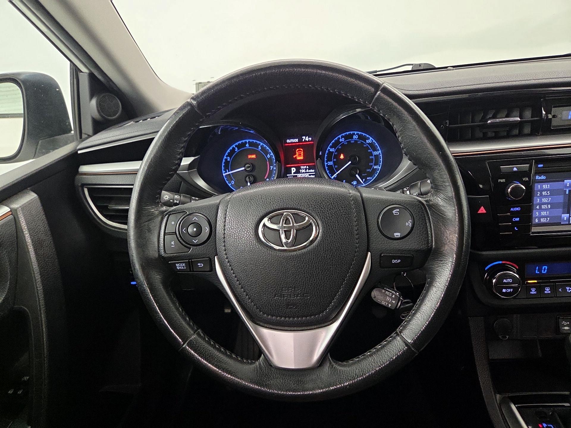 Thumbnail: 2014 Toyota Corolla - 10