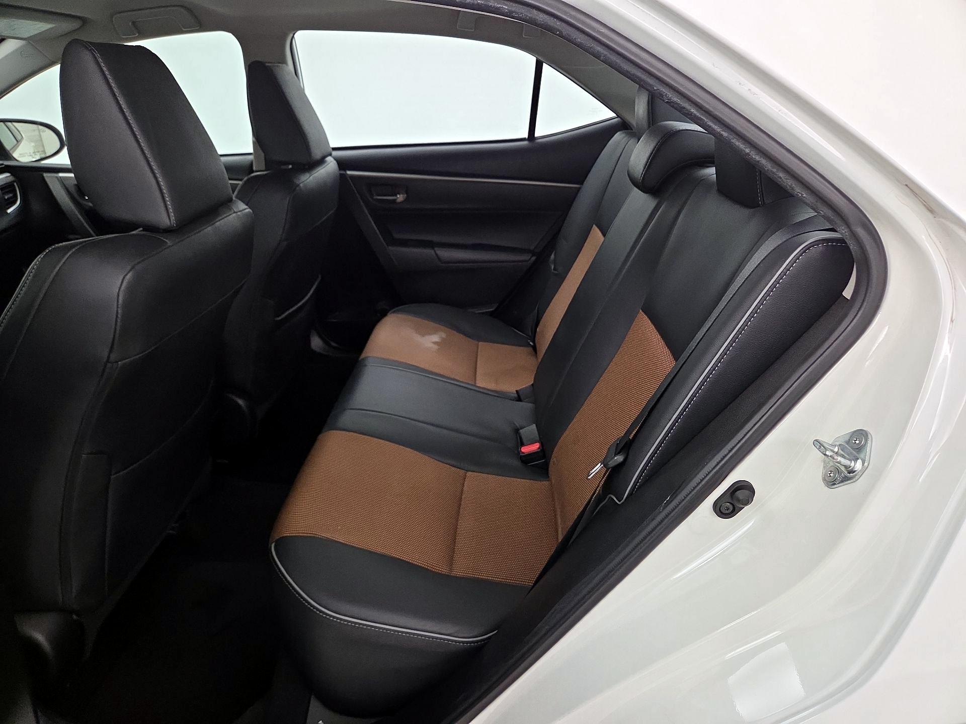 Thumbnail: 2014 Toyota Corolla - 19