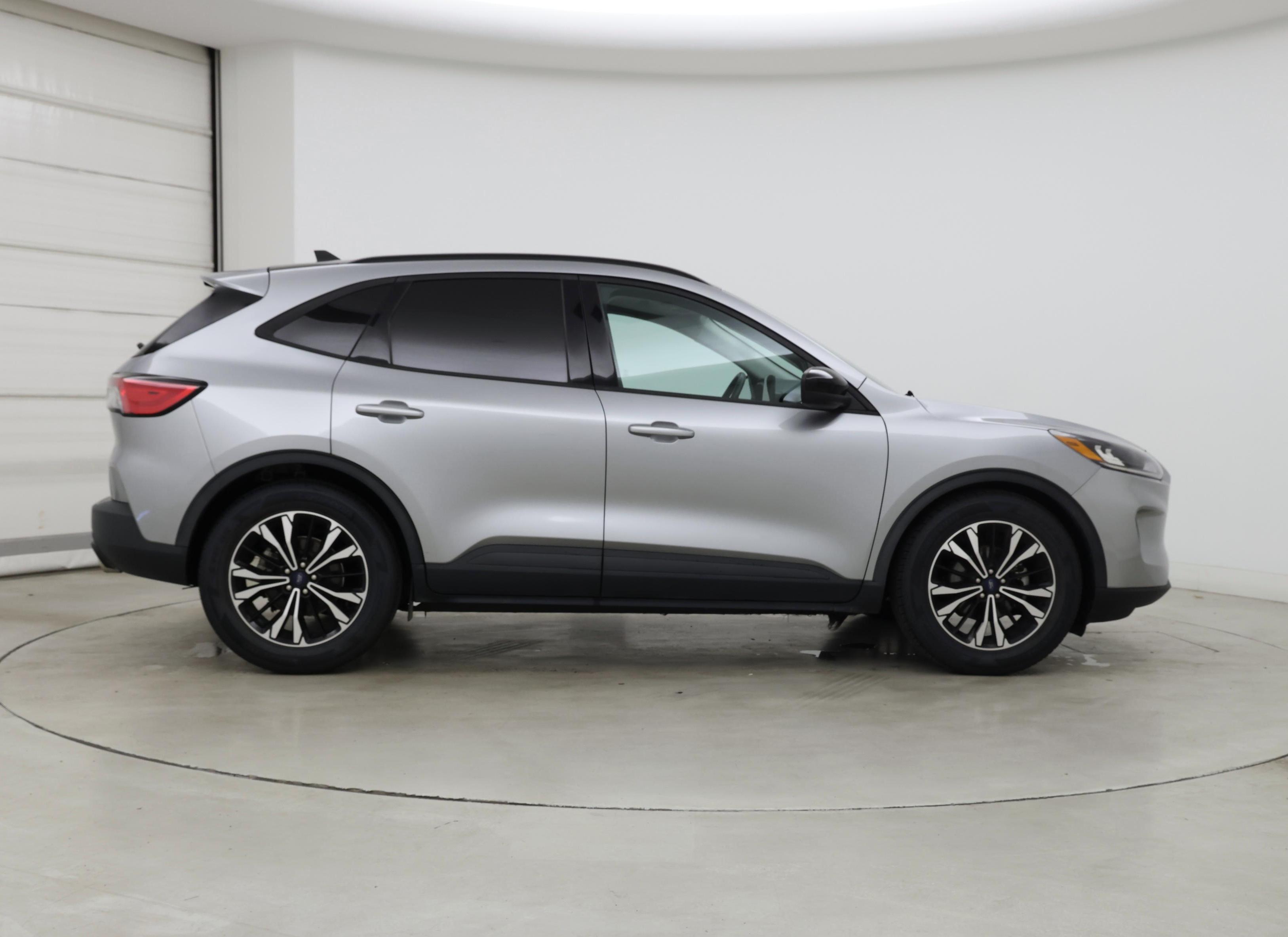 Thumbnail: 2021 Ford Escape - 7