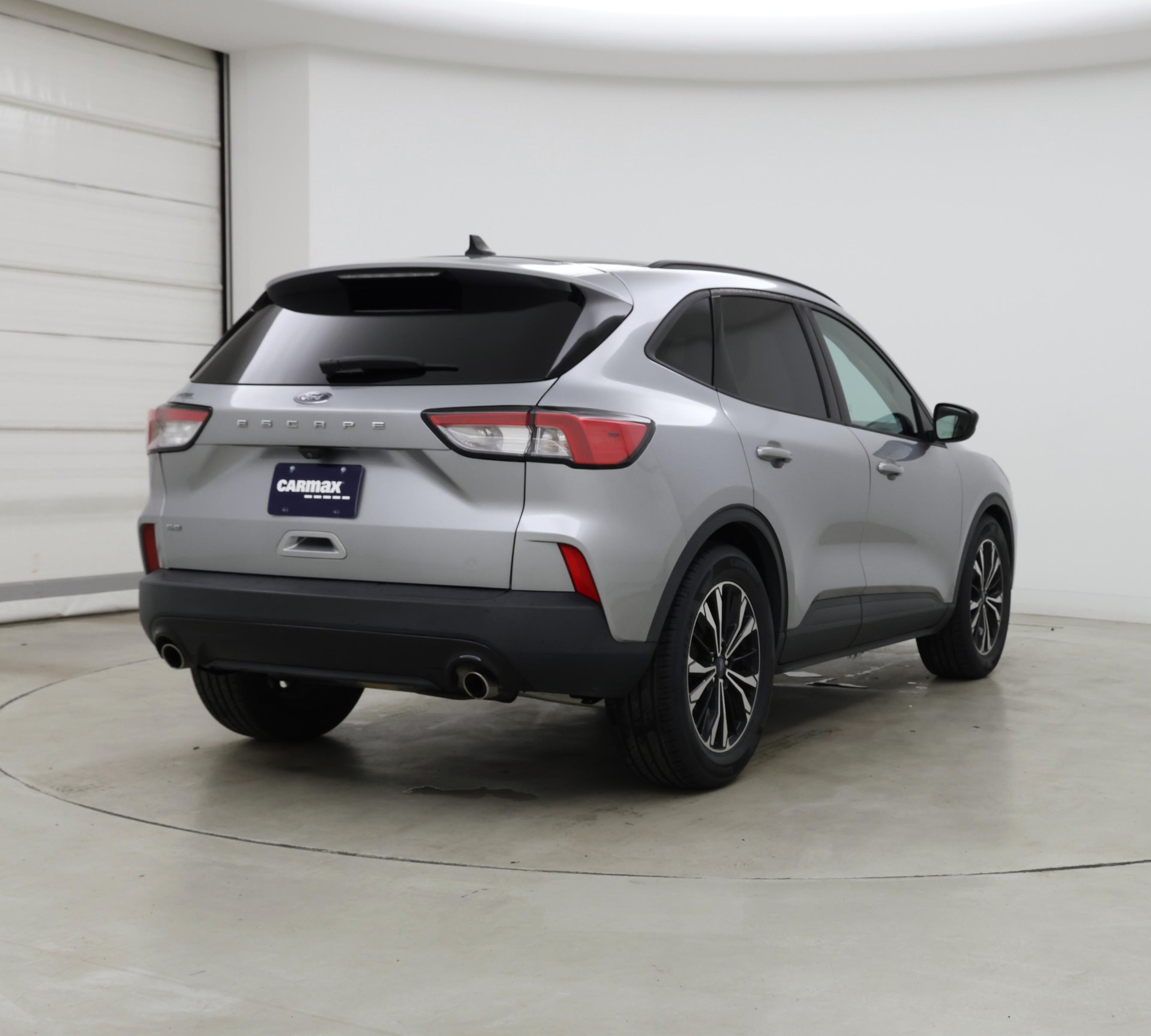 Thumbnail: 2021 Ford Escape - 8