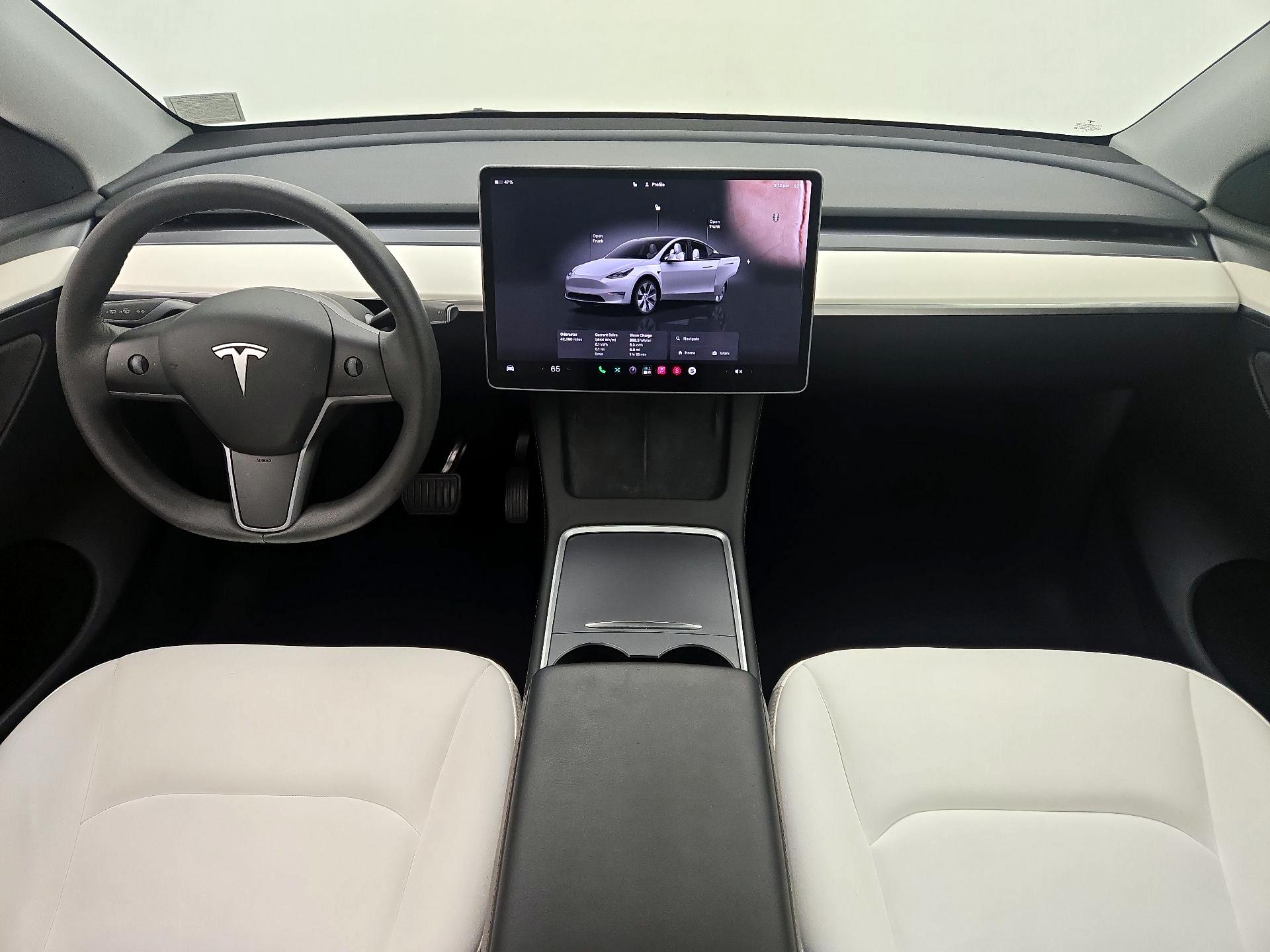 Thumbnail: 2023 Tesla Model Y - 9