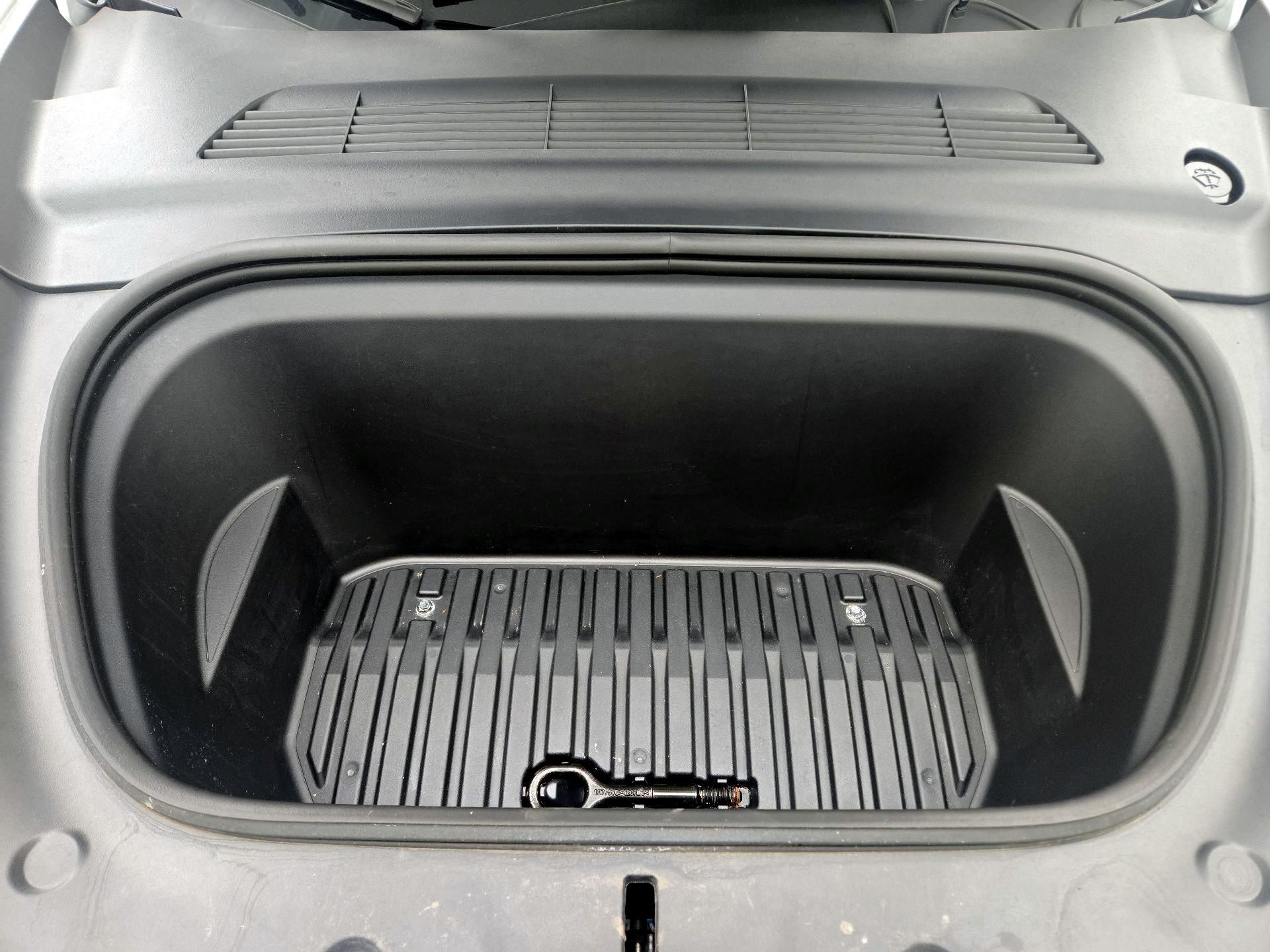 Thumbnail: 2023 Tesla Model Y - 19