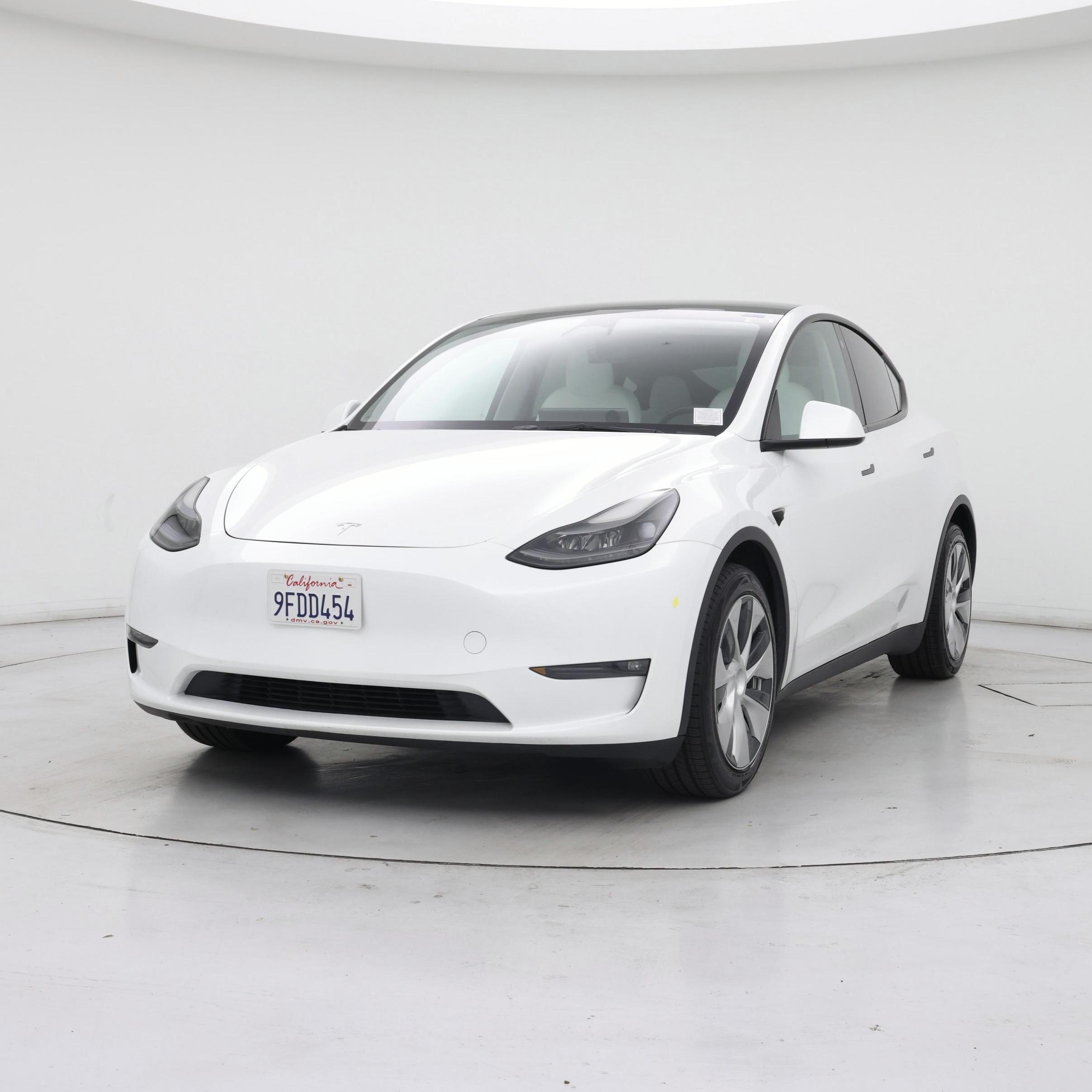 Thumbnail: 2023 Tesla Model Y - 4