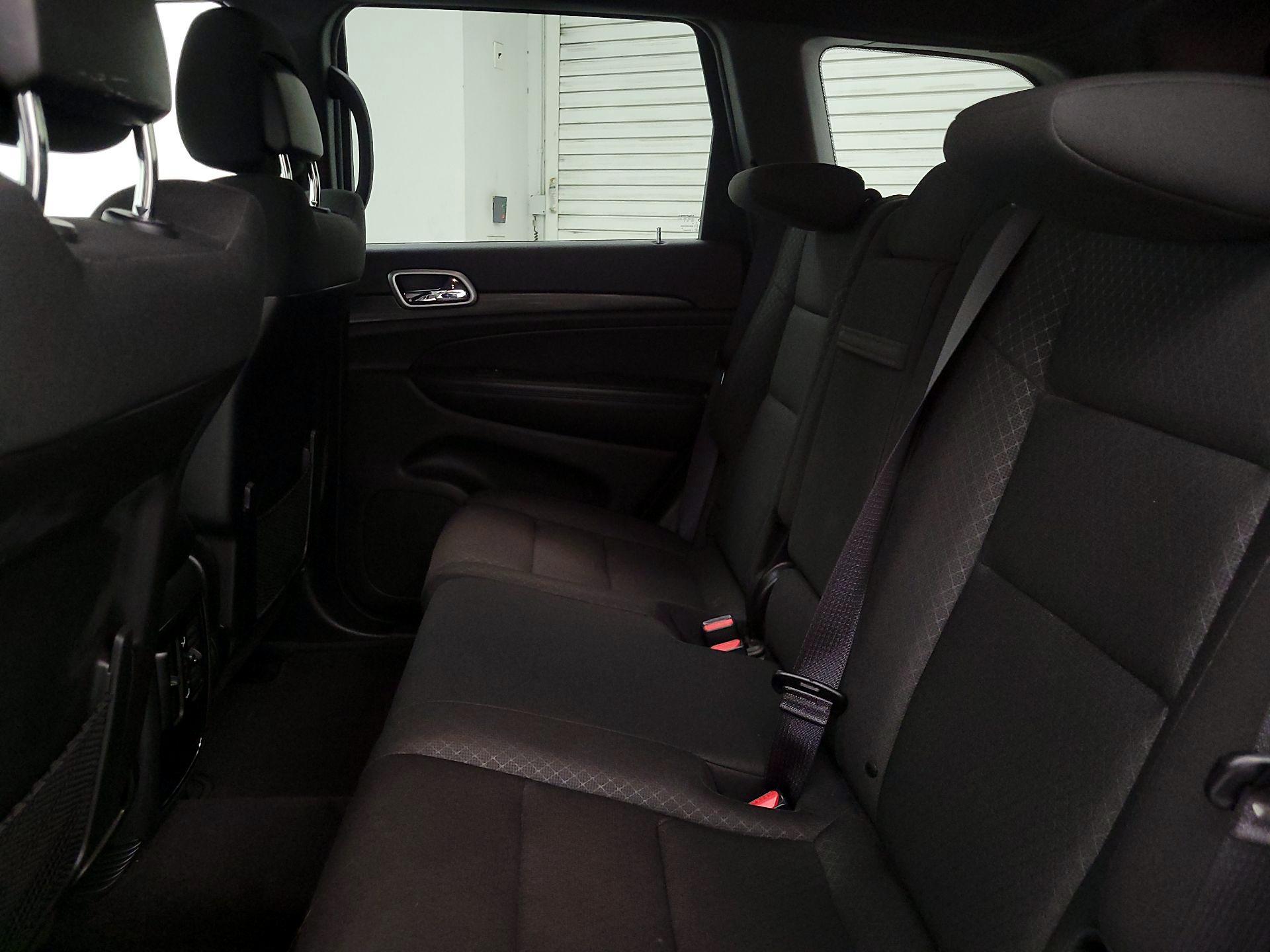 Thumbnail: 2019 Jeep Grand Cherokee - 19