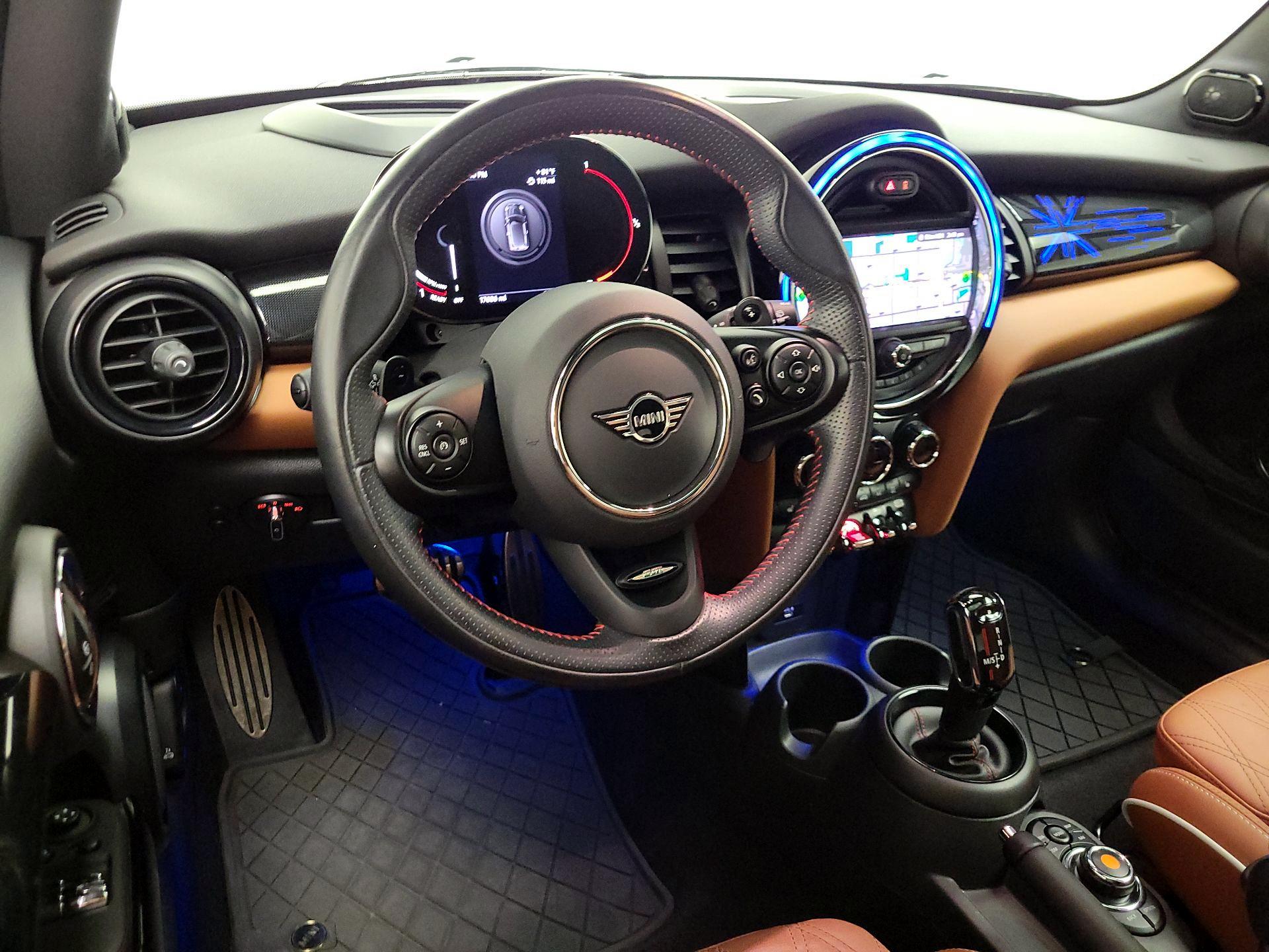 Thumbnail: 2021 MINI Cooper Hardtop - 9