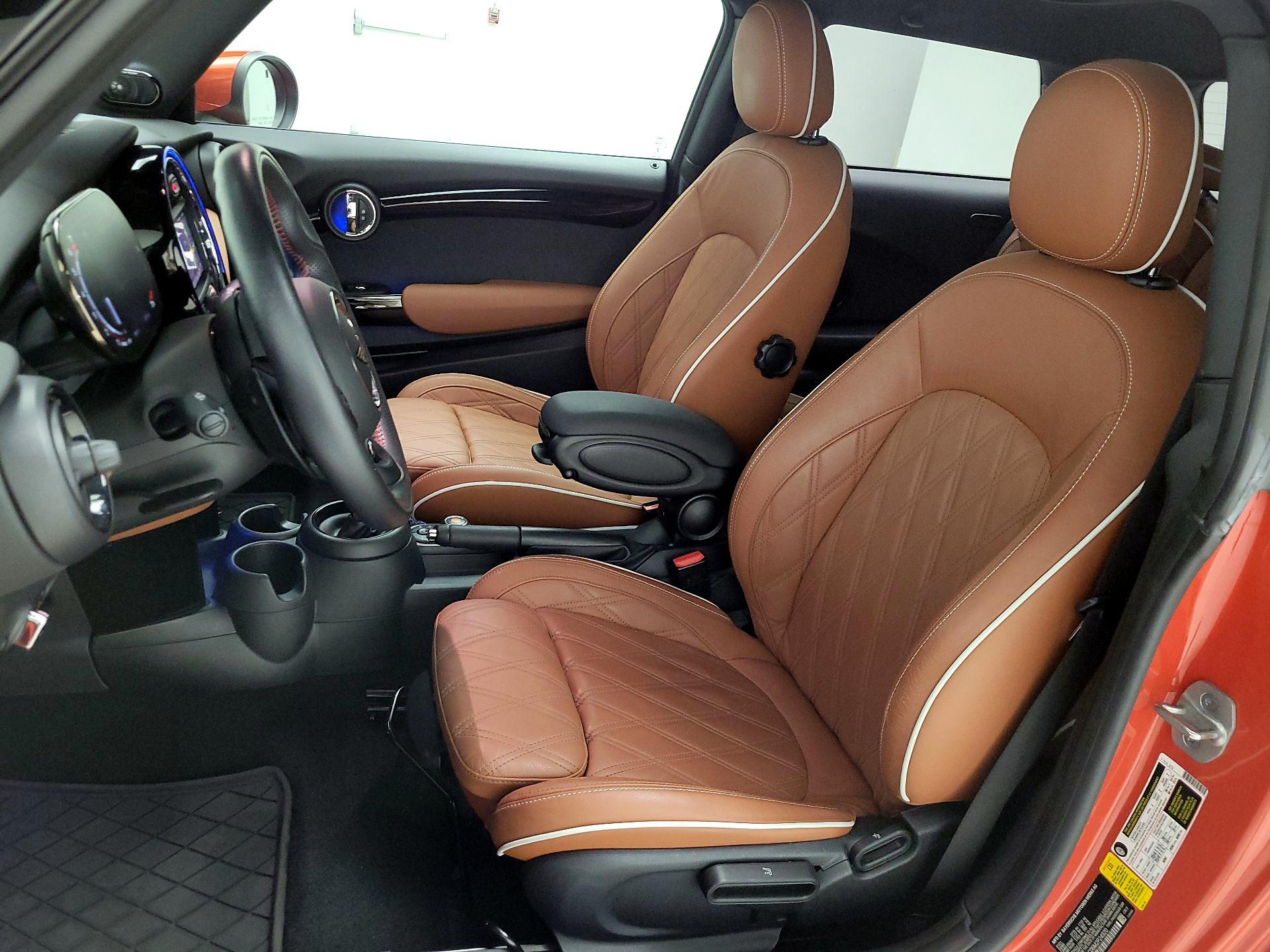 Thumbnail: 2021 MINI Cooper Hardtop - 11