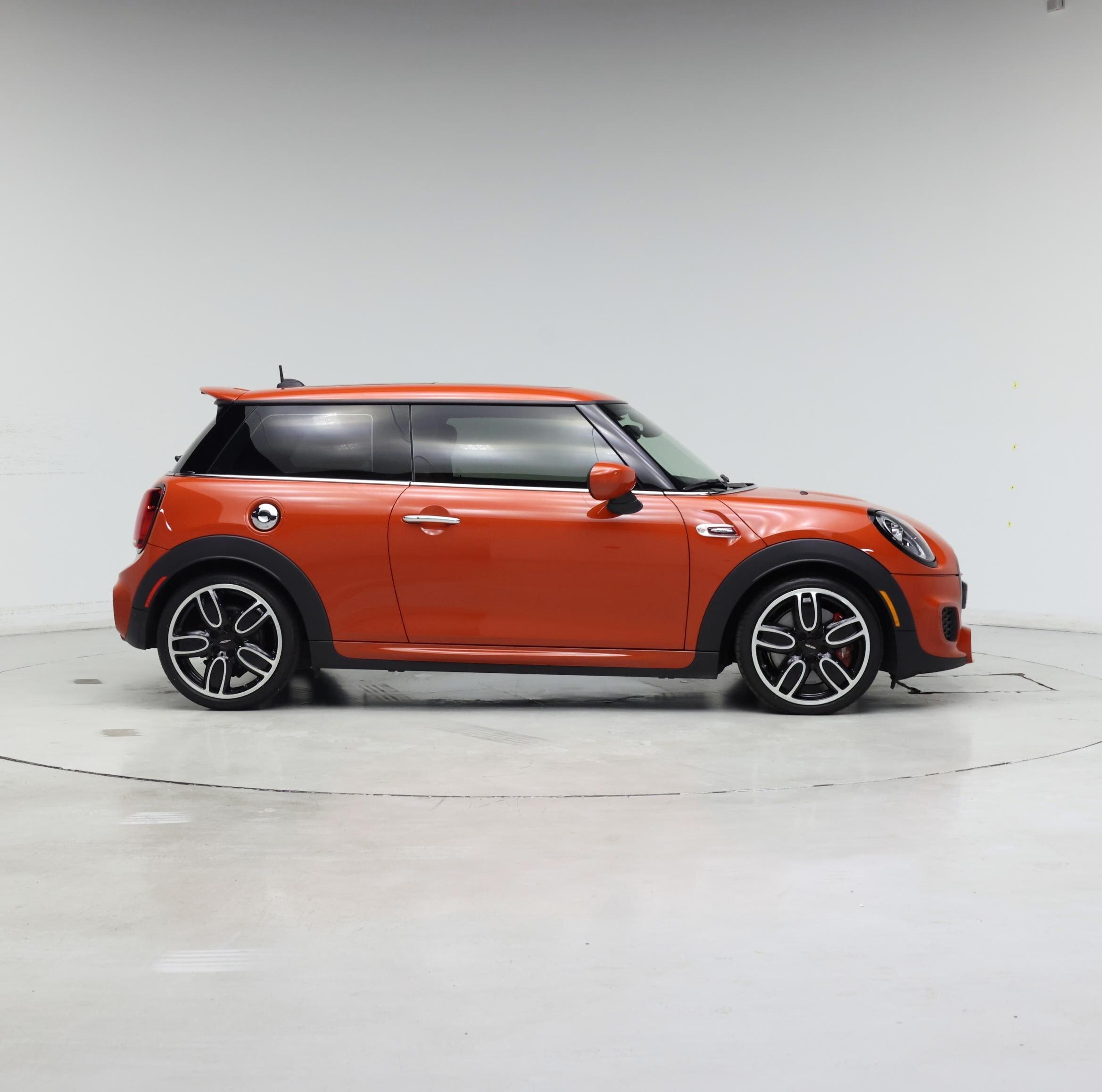 Thumbnail: 2021 MINI Cooper Hardtop - 7