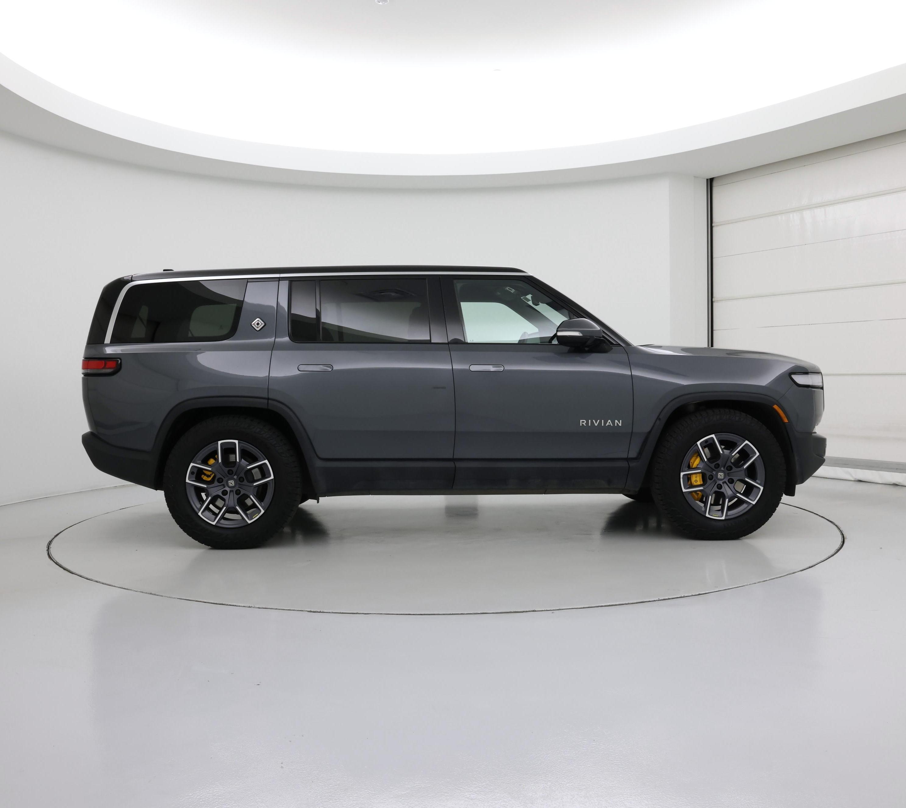 Thumbnail: 2023 Rivian R1S - 7