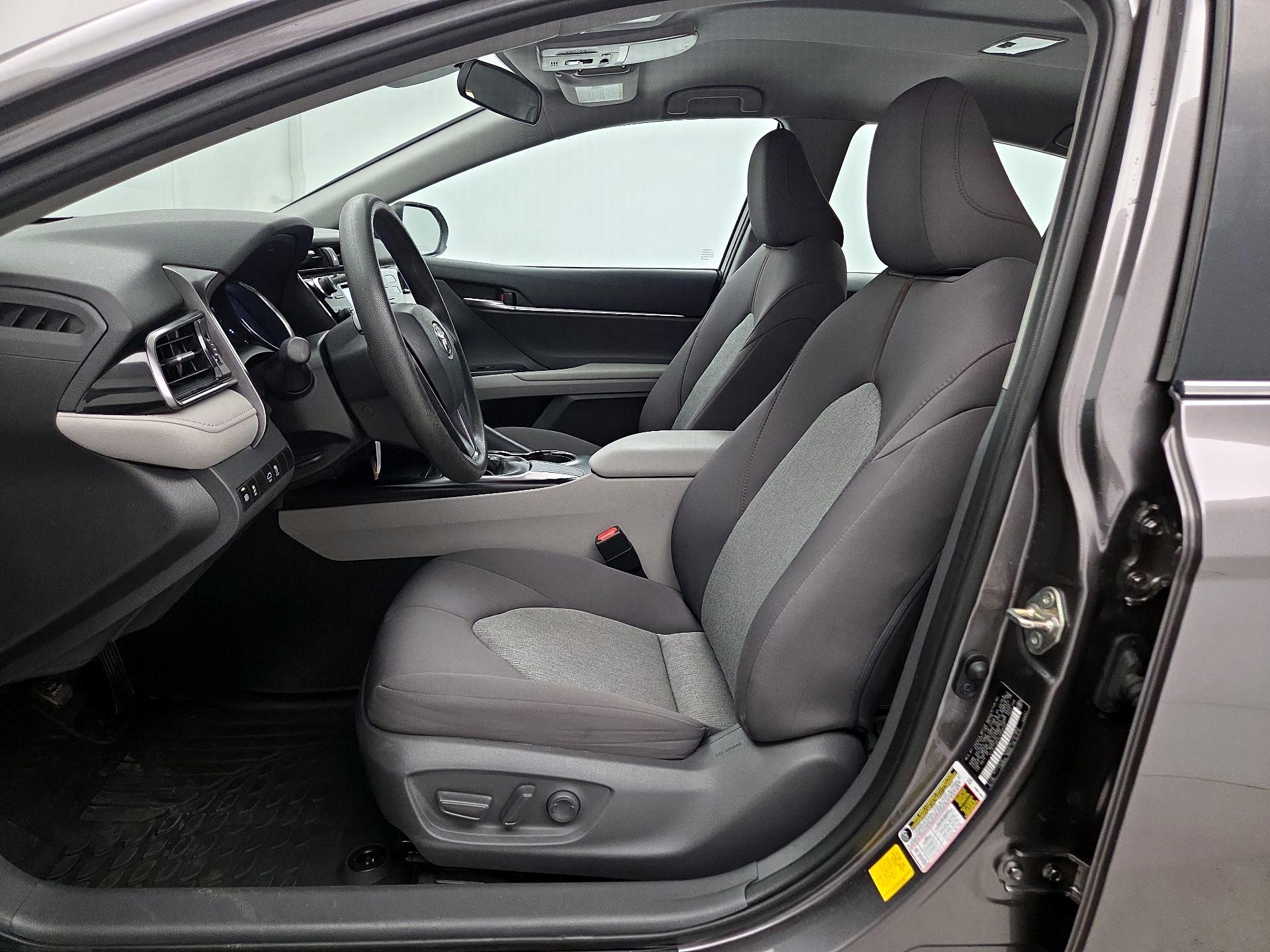 Thumbnail: 2020 Toyota Camry - 11