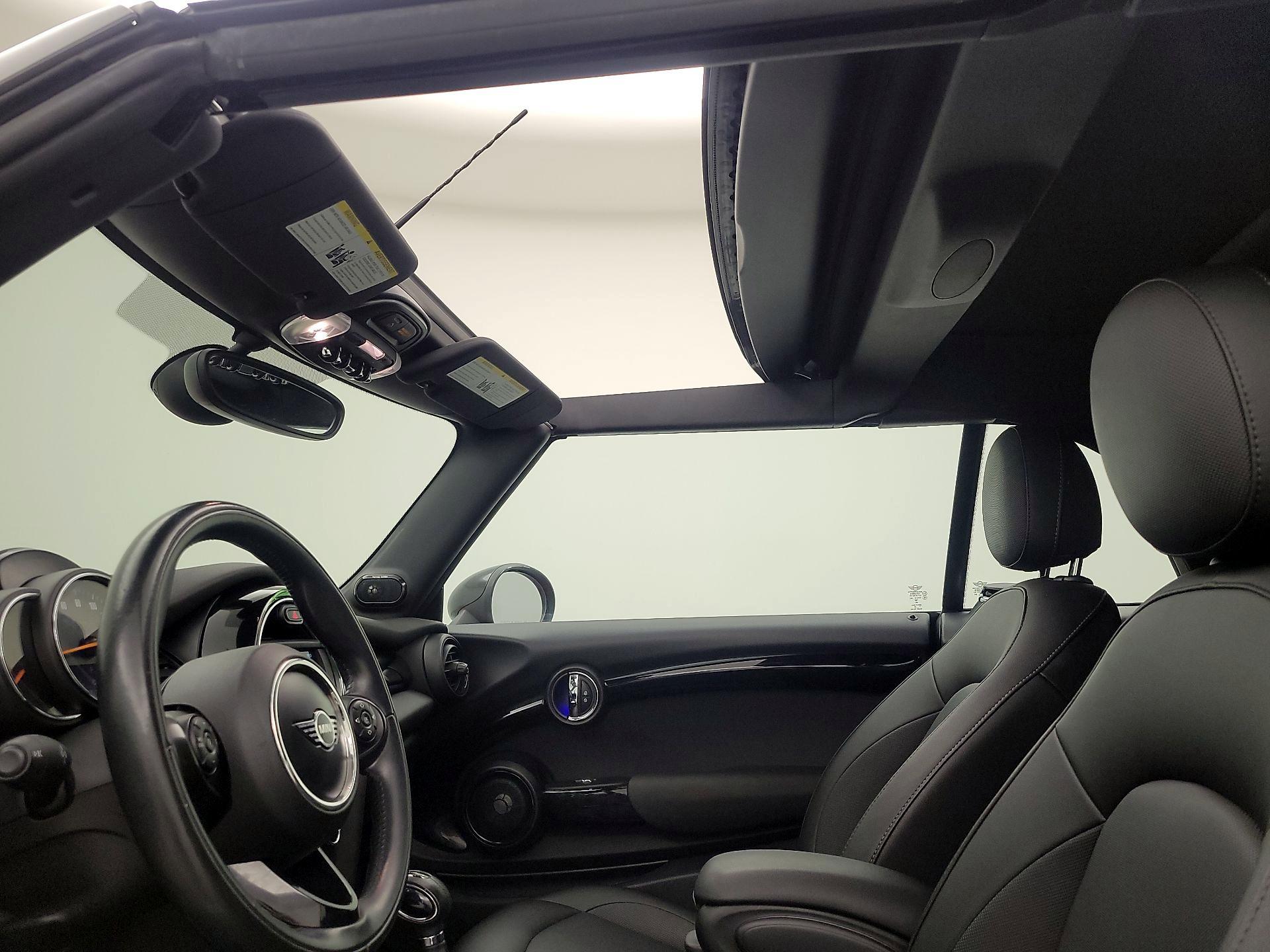 Thumbnail: 2019 MINI Cooper - 19
