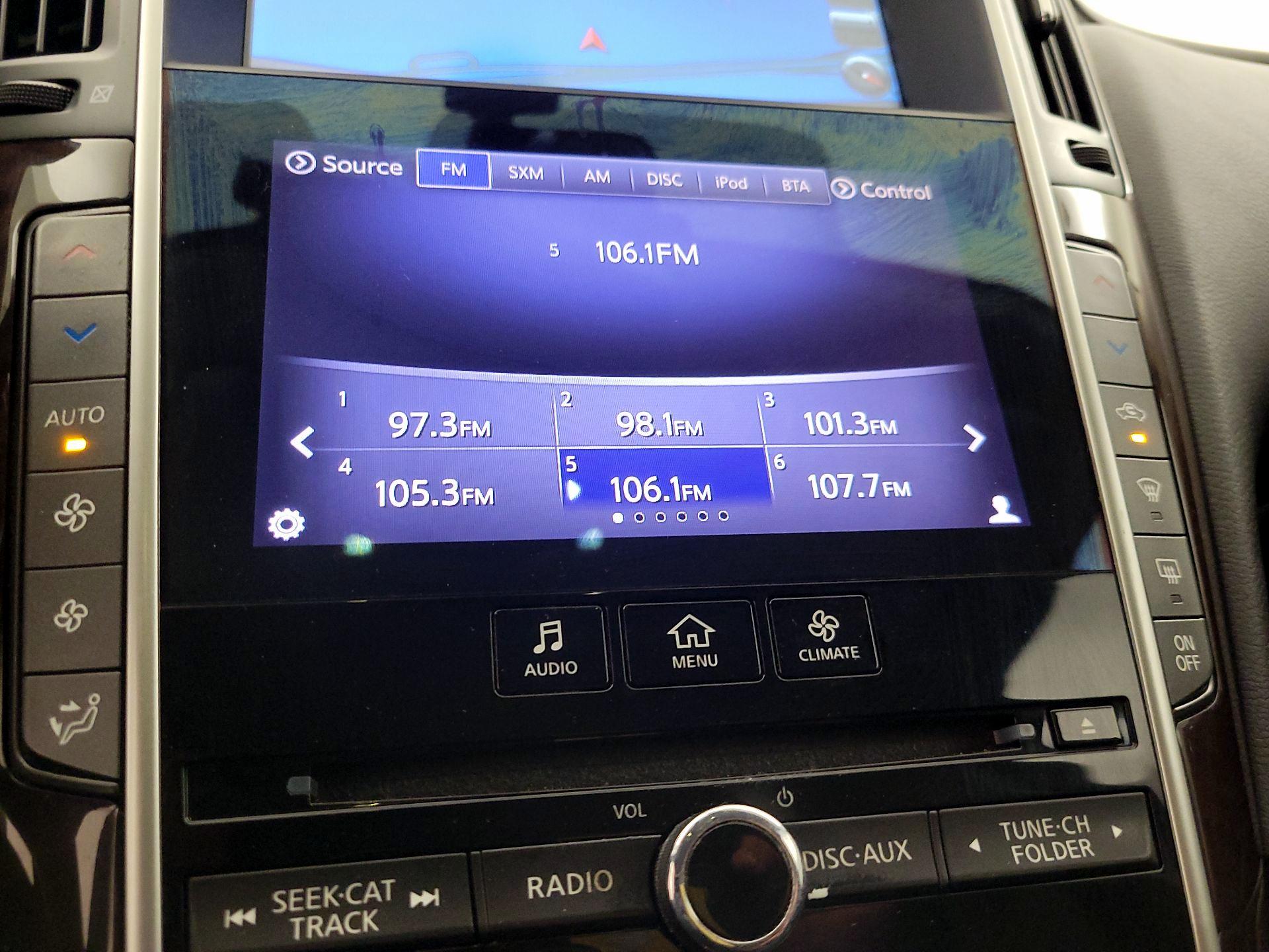 Thumbnail: 2014 INFINITI Q50 - 16