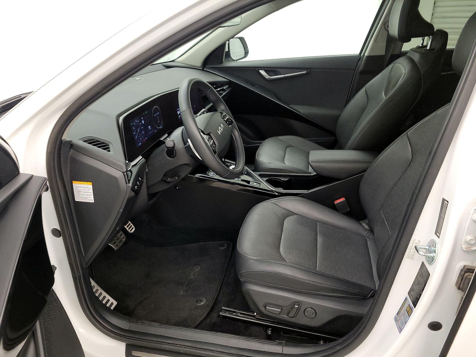 2023 Kia Niro Wave - Photo 12