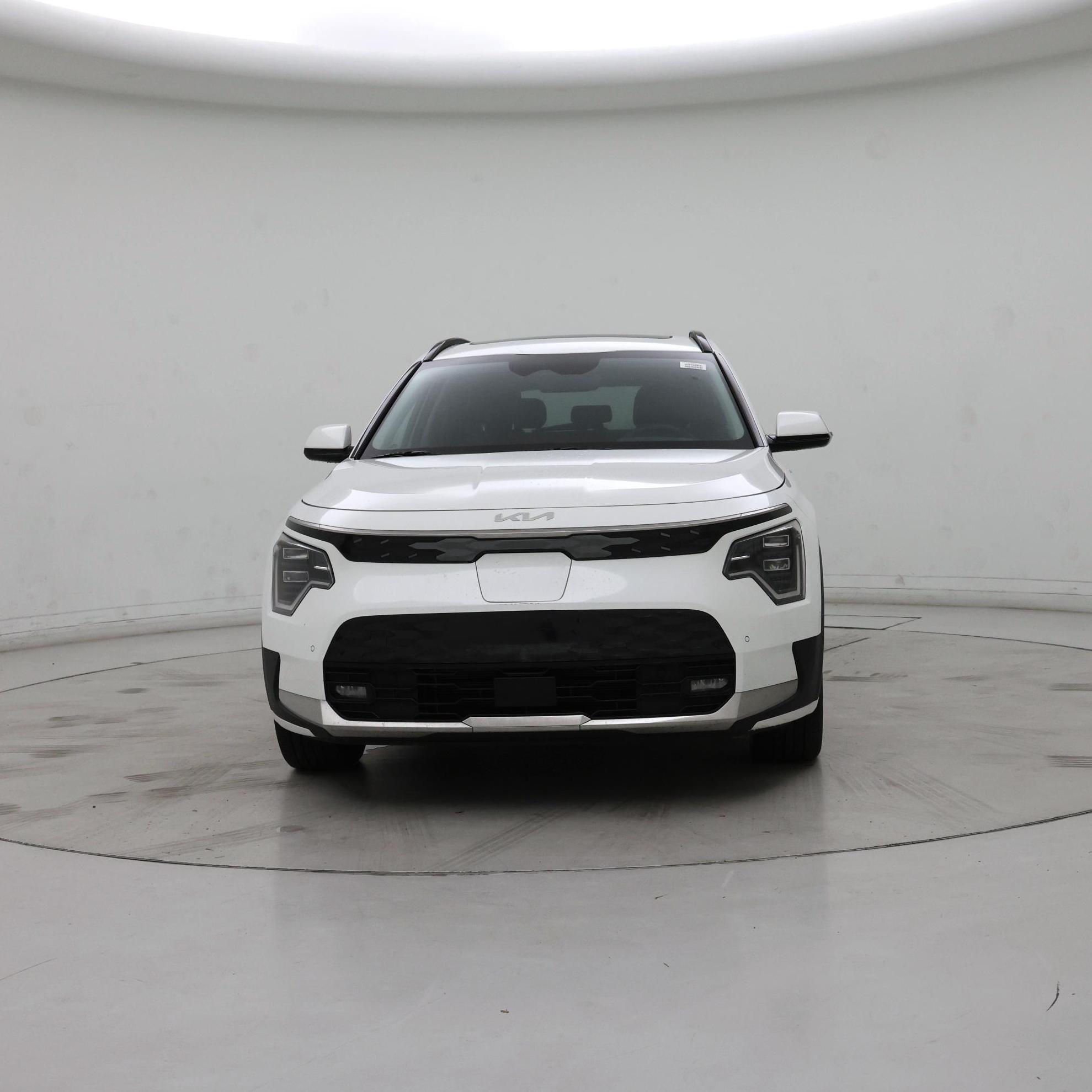 Thumbnail: 2023 Kia Niro - 5