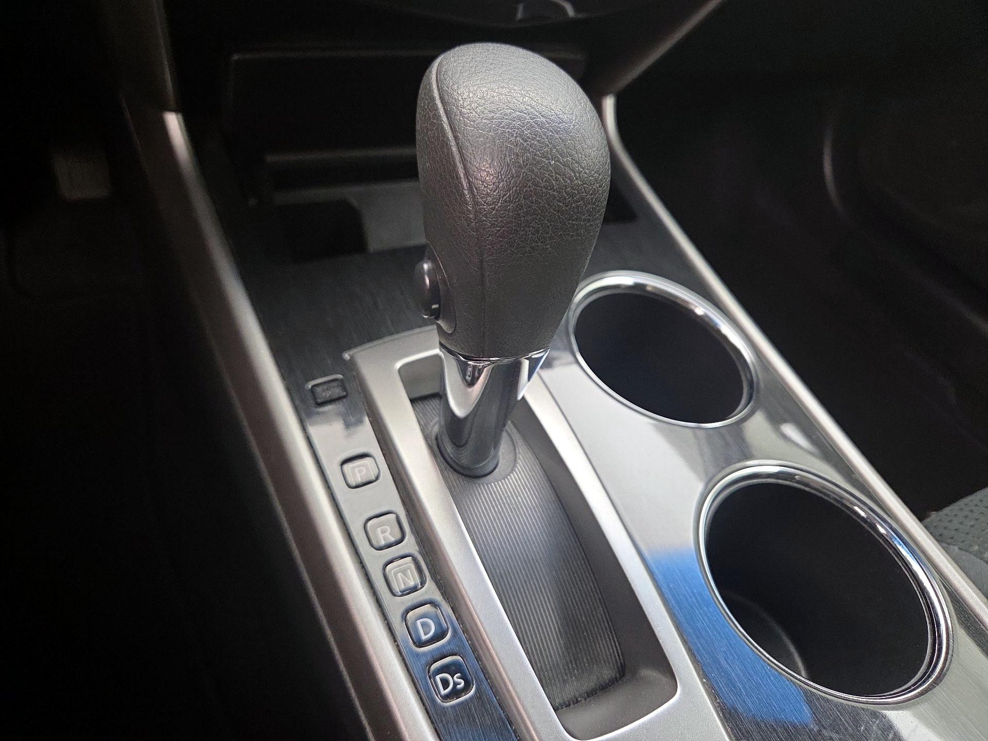 Thumbnail: 2014 Nissan Altima - 16