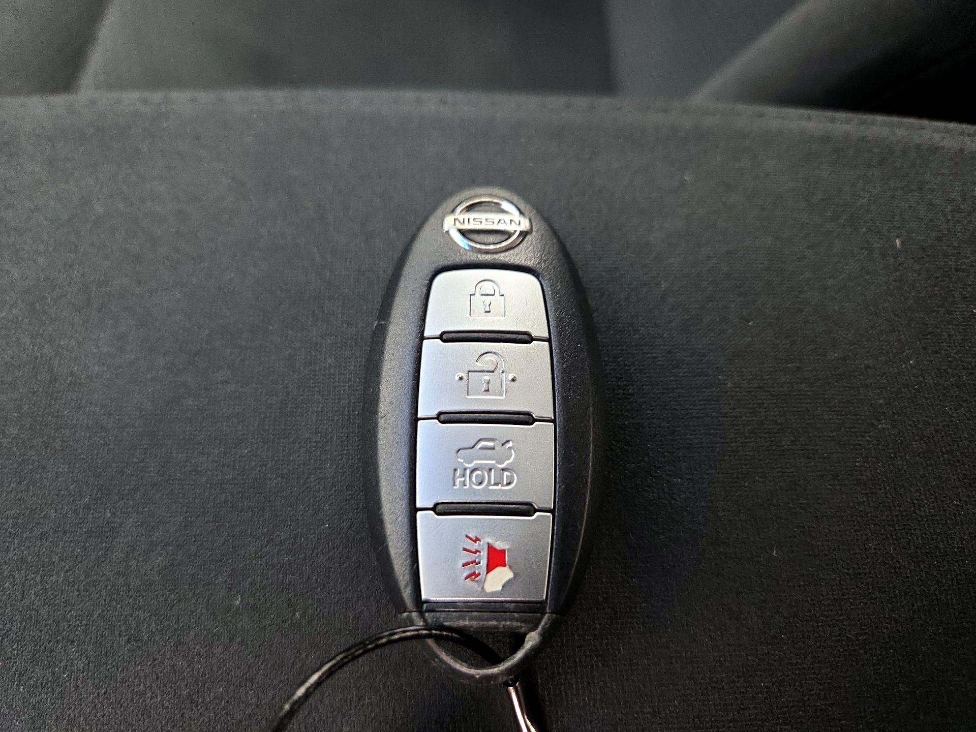 Thumbnail: 2014 Nissan Altima - 20