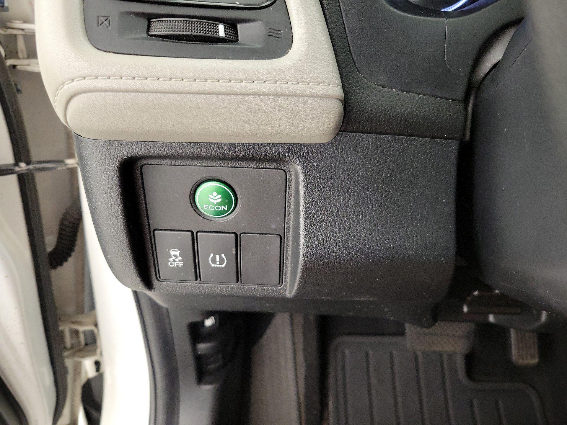 Thumbnail: 2018 Honda HR-V - 13