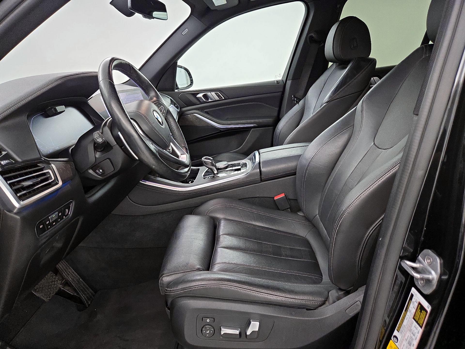 Thumbnail: 2021 BMW X5 - 11