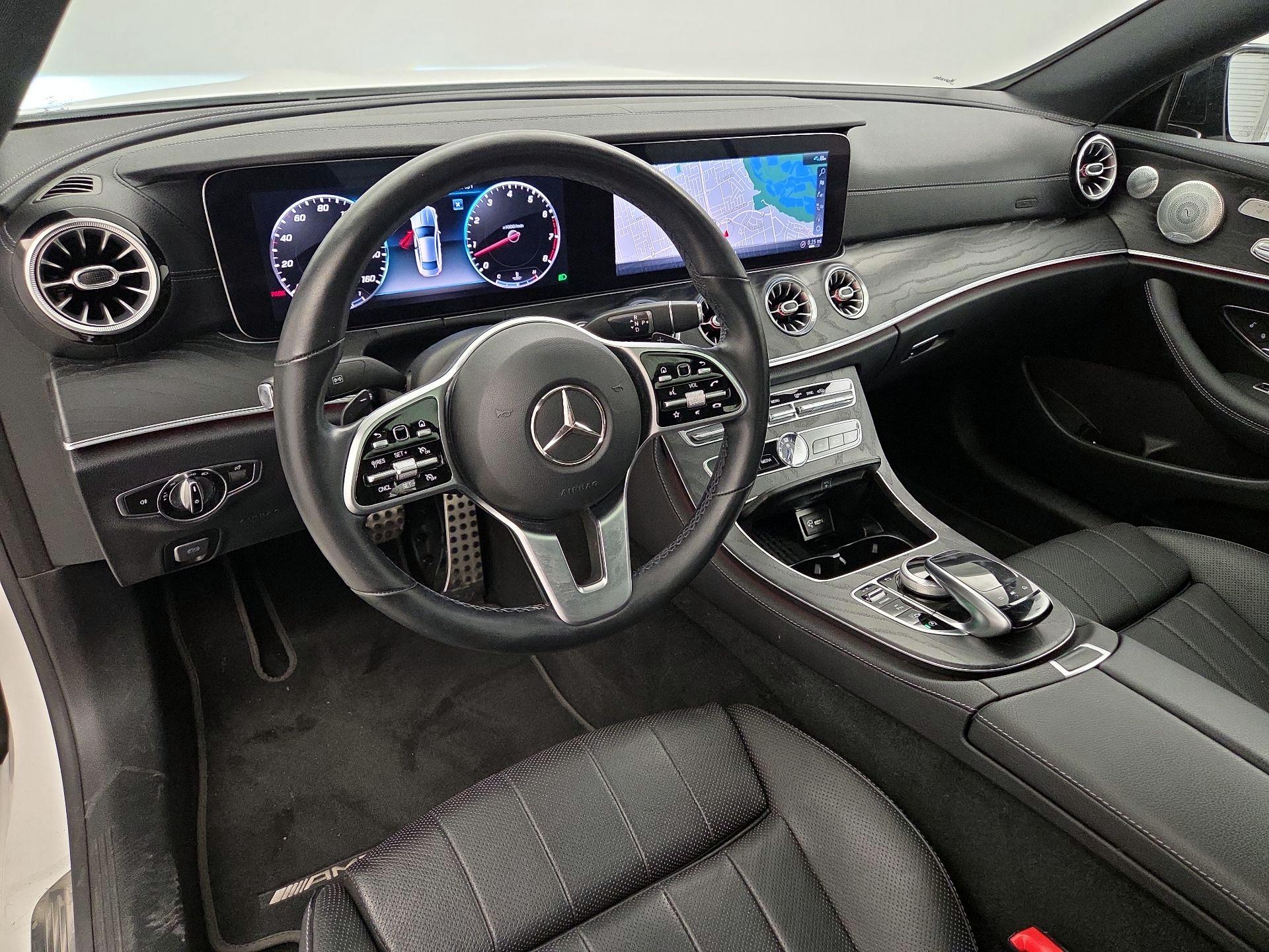 Thumbnail: 2020 Mercedes-Benz E-Class - 9