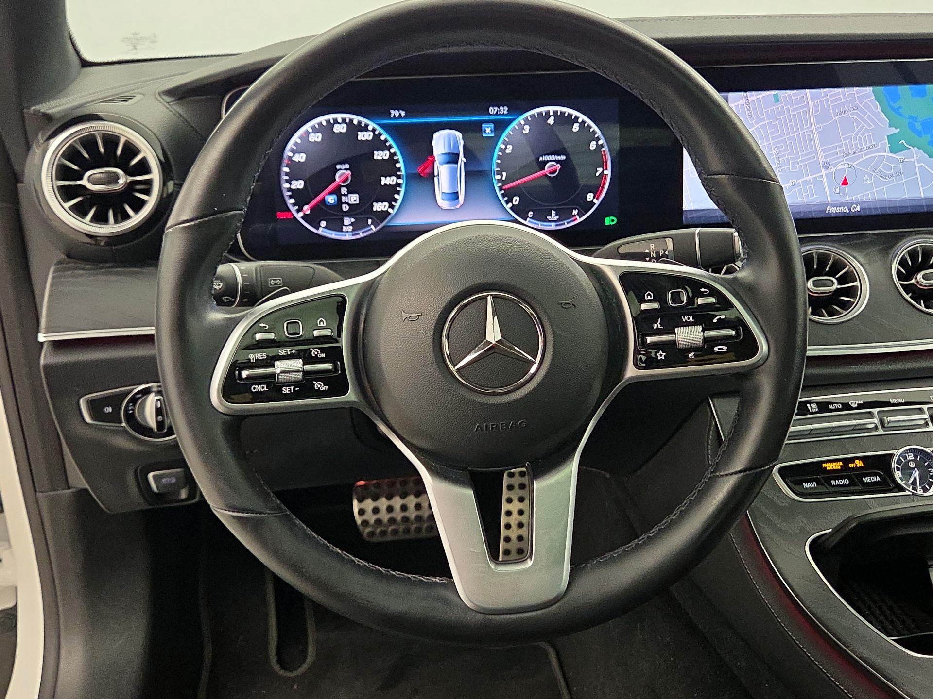 Thumbnail: 2020 Mercedes-Benz E-Class - 10