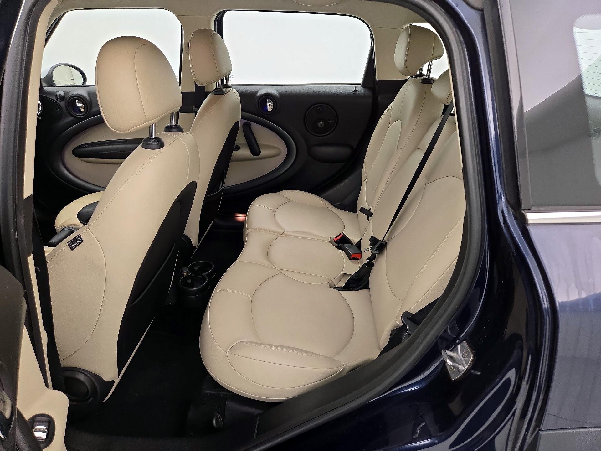 Thumbnail: 2016 MINI Cooper Countryman - 18