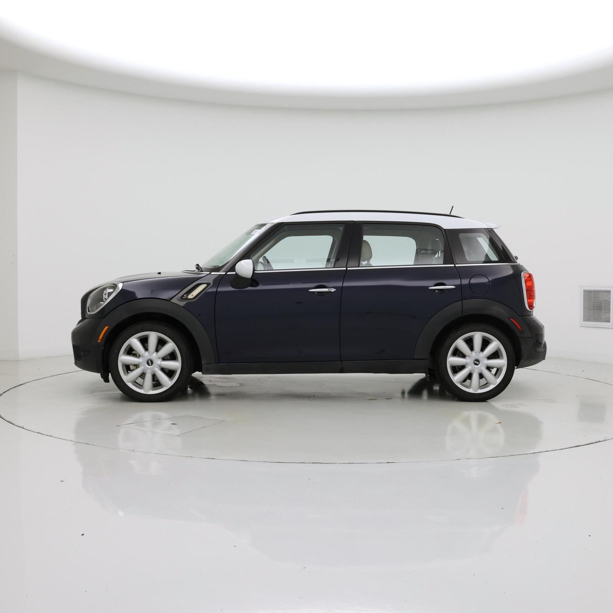 Thumbnail: 2016 MINI Cooper Countryman - 3