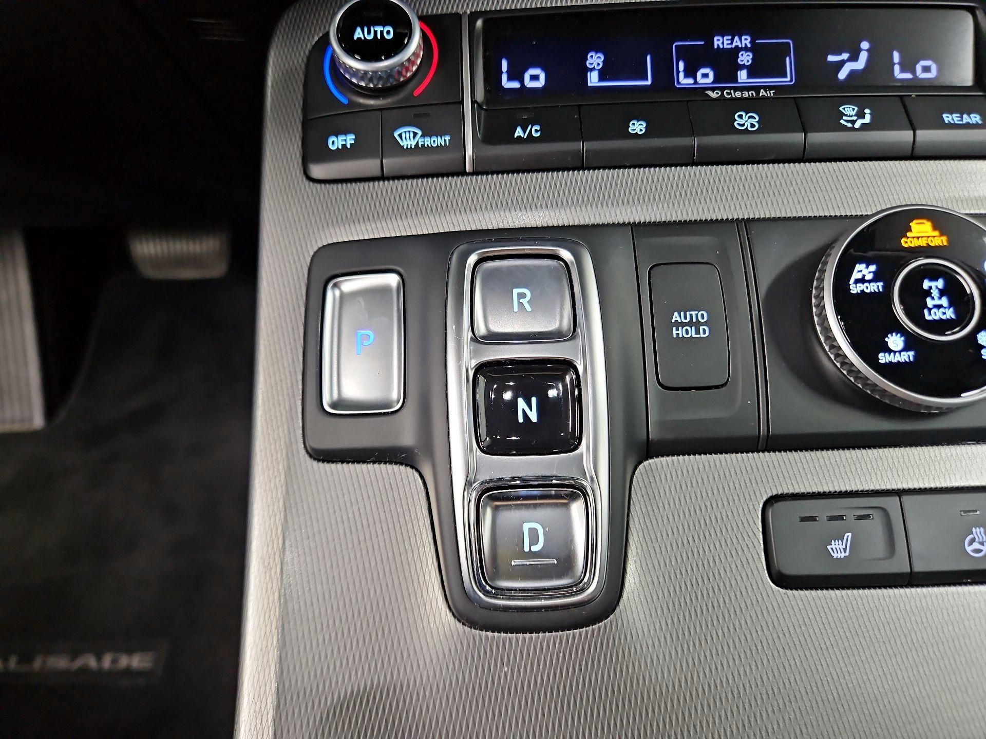 Thumbnail: 2020 Hyundai Palisade - 17