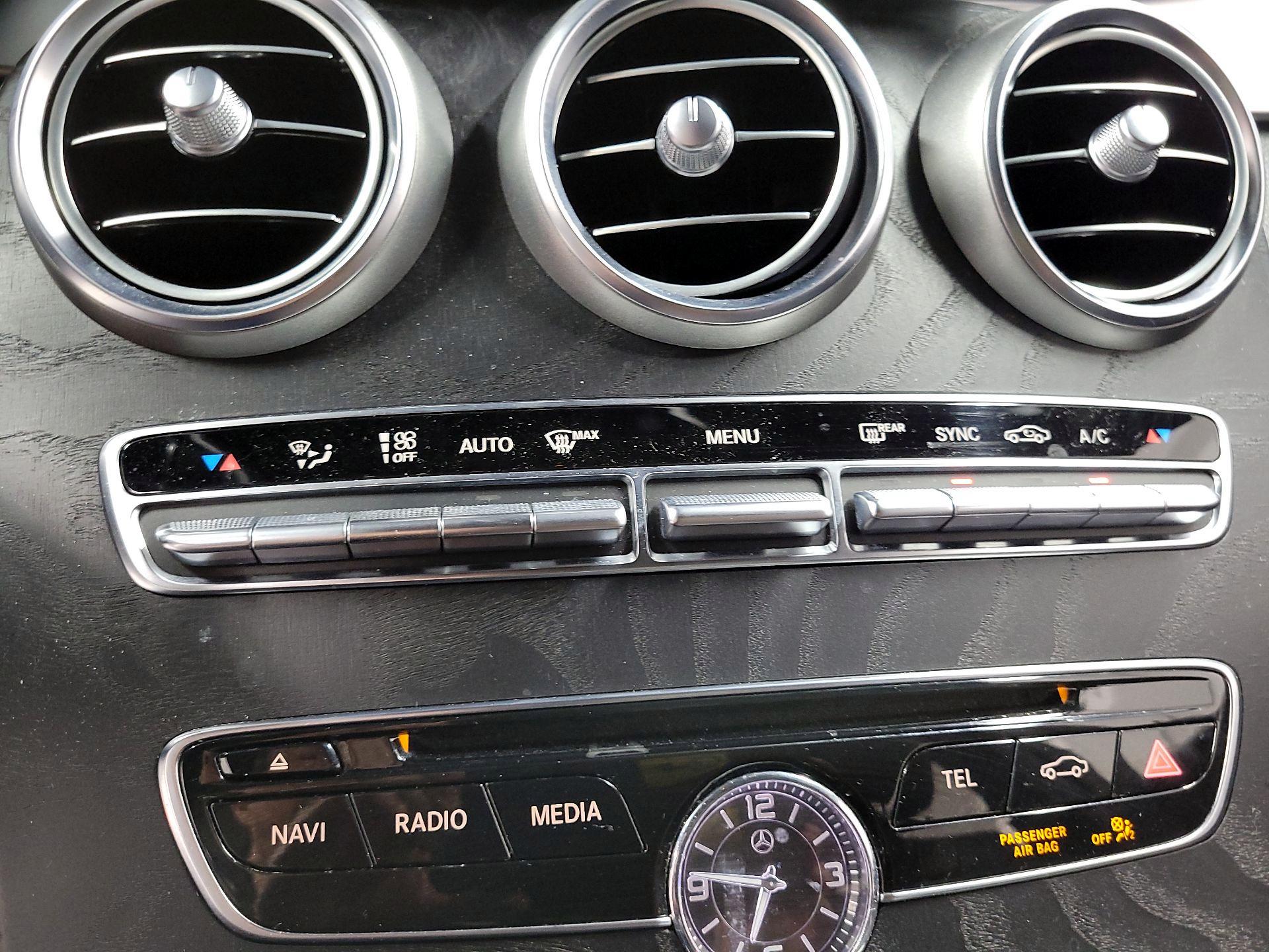 Thumbnail: 2016 Mercedes-Benz C-Class - 12