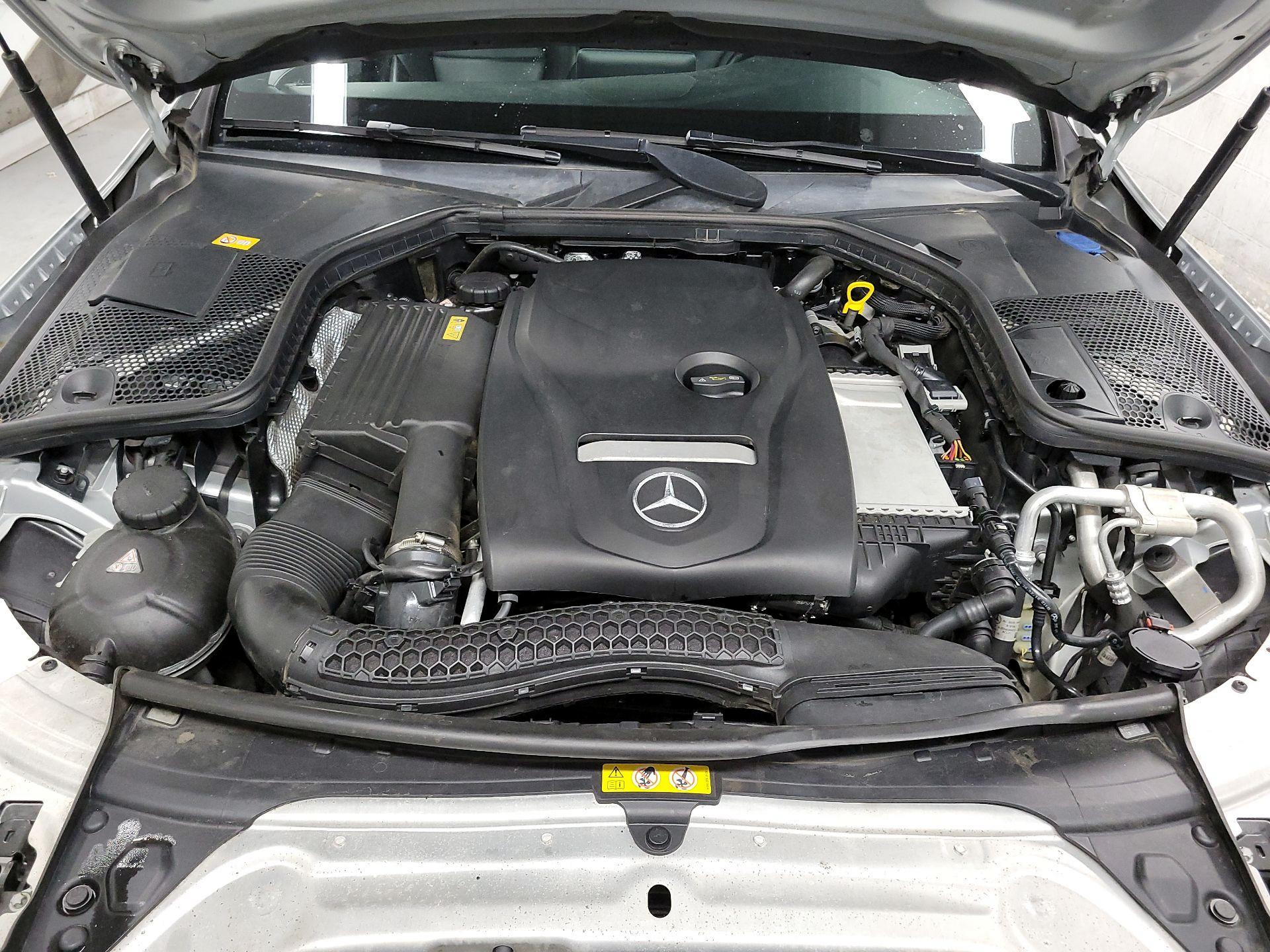 Thumbnail: 2016 Mercedes-Benz C-Class - 15
