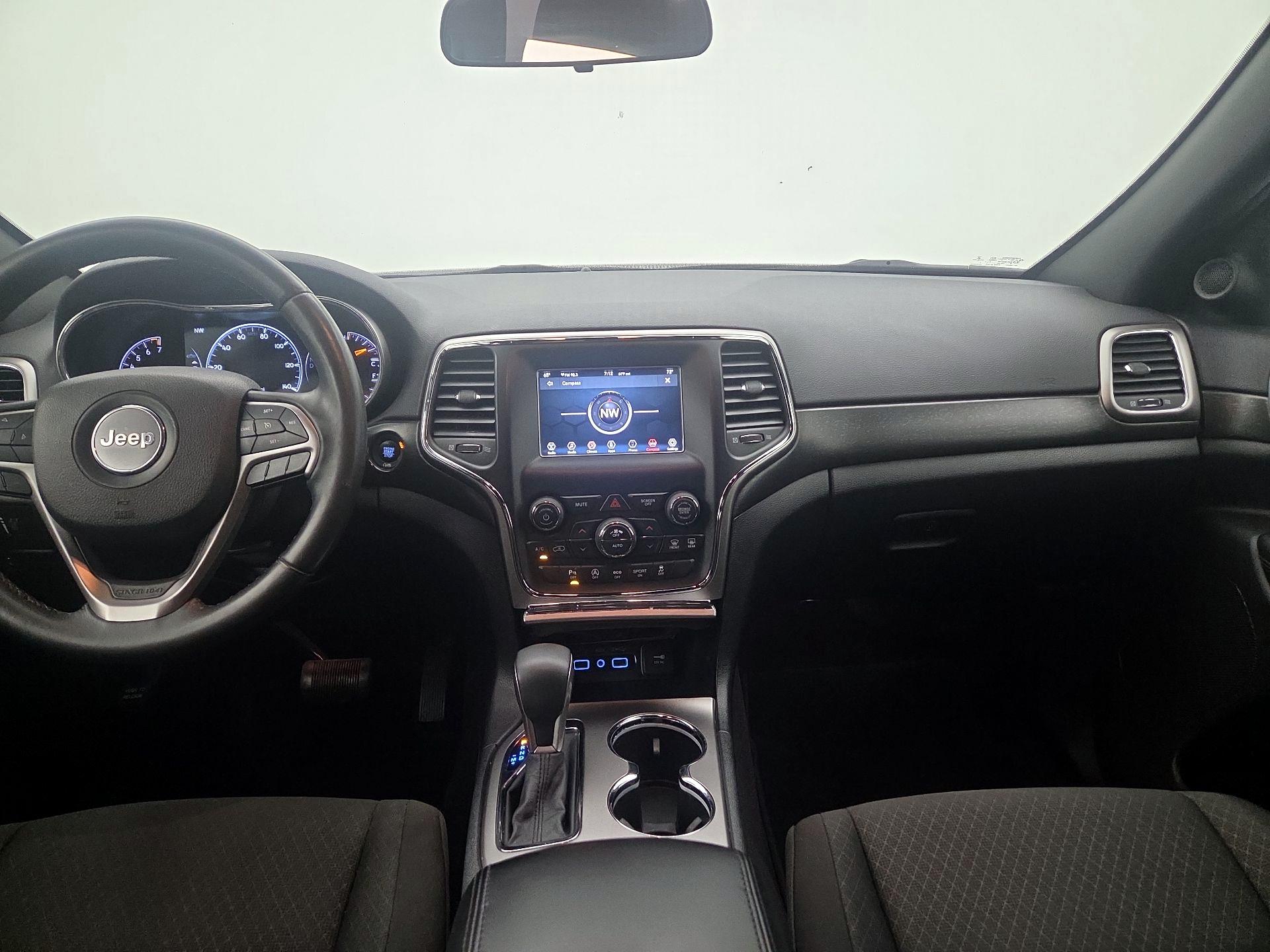 Thumbnail: 2018 Jeep Grand Cherokee - 9