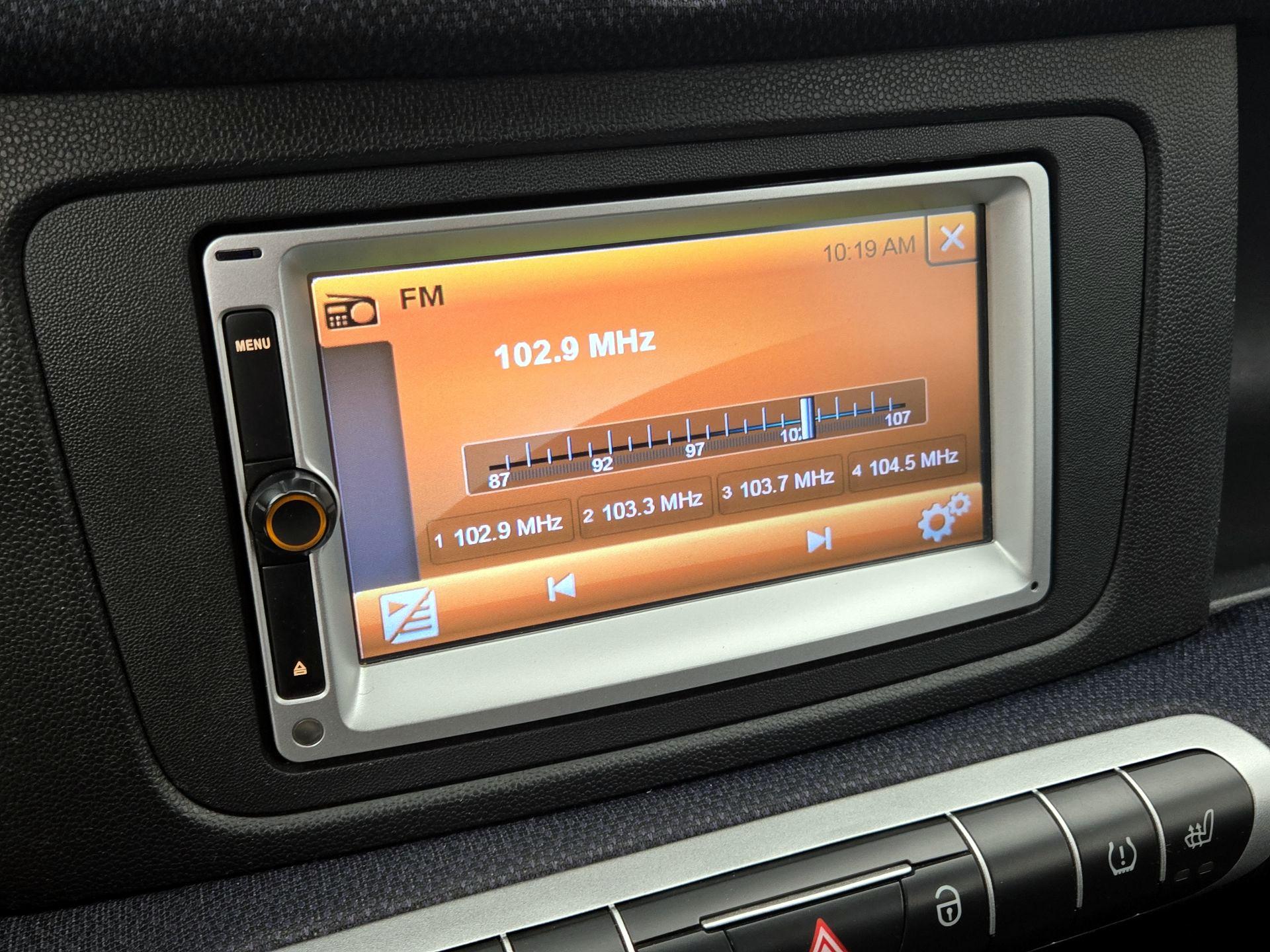 Thumbnail: 2015 smart fortwo - 13