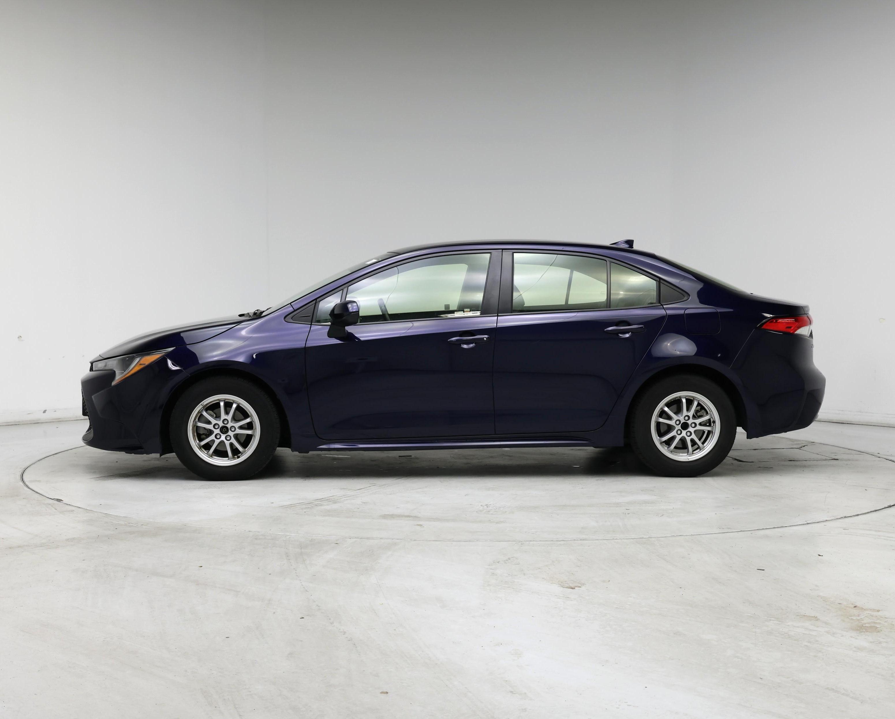 Thumbnail: 2022 Toyota Corolla - 3