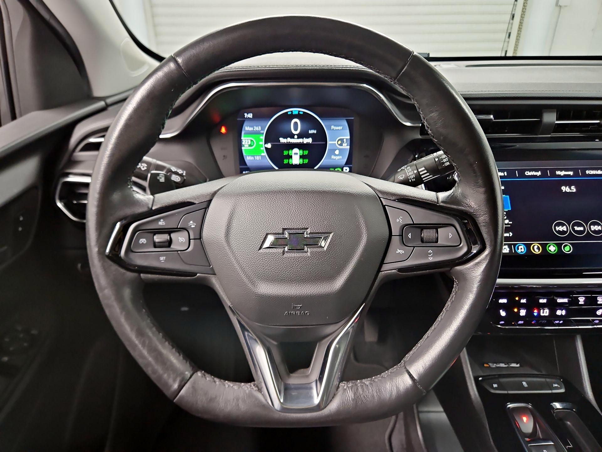 Thumbnail: 2023 Chevrolet Bolt EUV - 10
