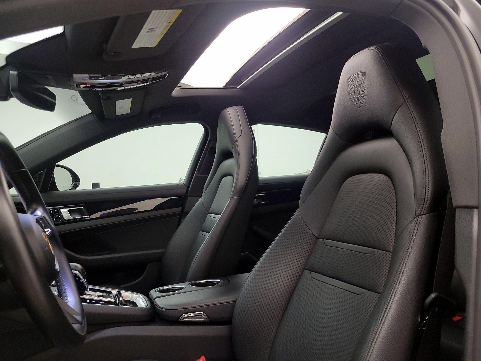 Thumbnail: 2021 Porsche Panamera - 19