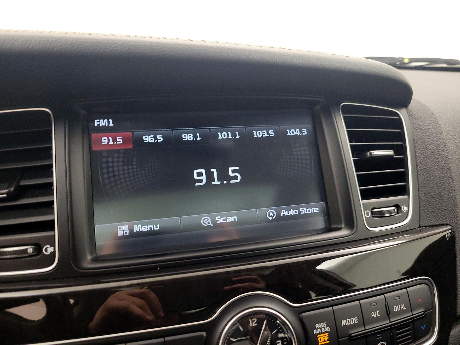 Thumbnail: 2014 Kia Cadenza - 16
