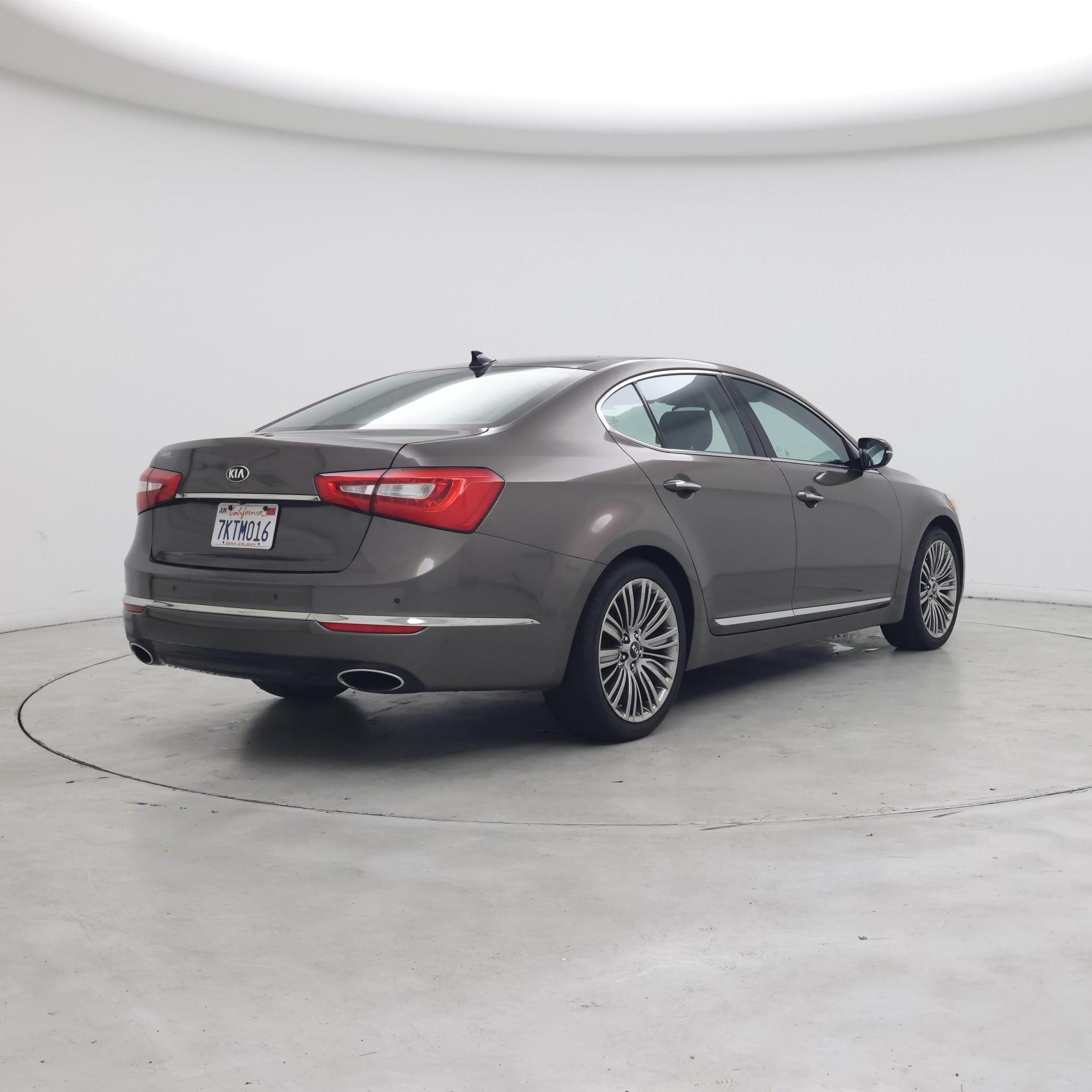 Thumbnail: 2014 Kia Cadenza - 8