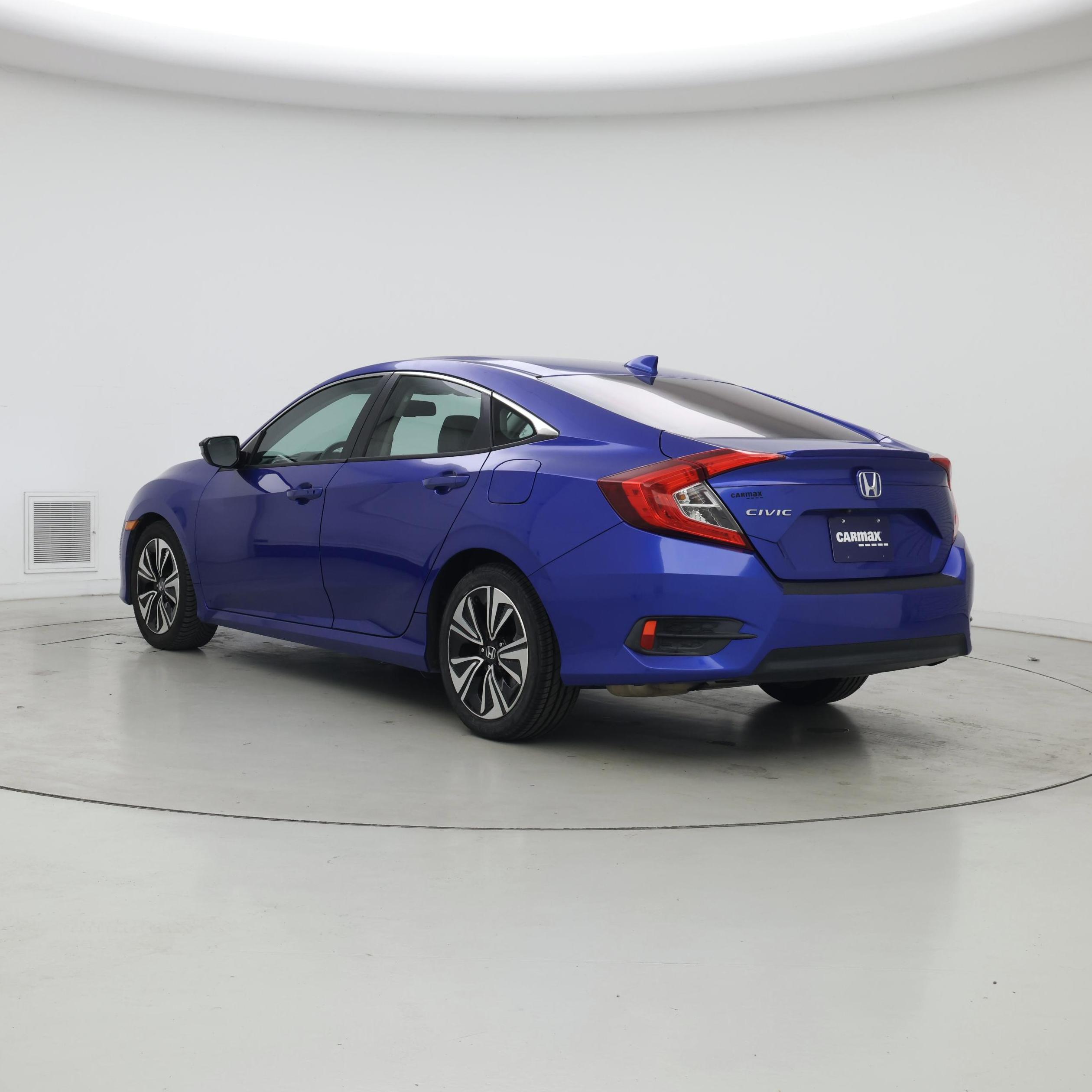 Thumbnail: 2017 Honda Civic - 2