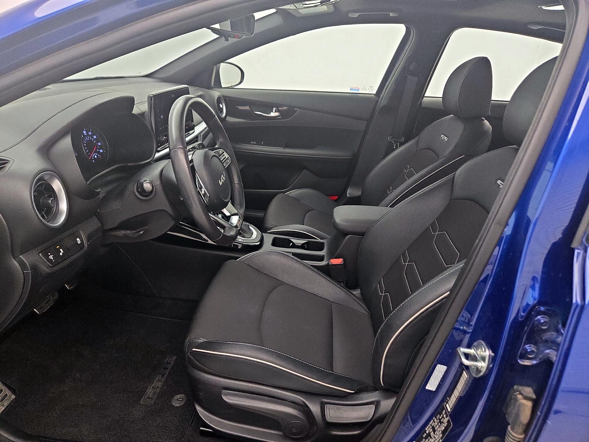 Thumbnail: 2024 Kia Forte - 11