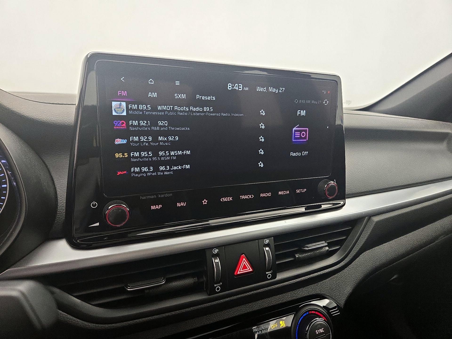 Thumbnail: 2024 Kia Forte - 16