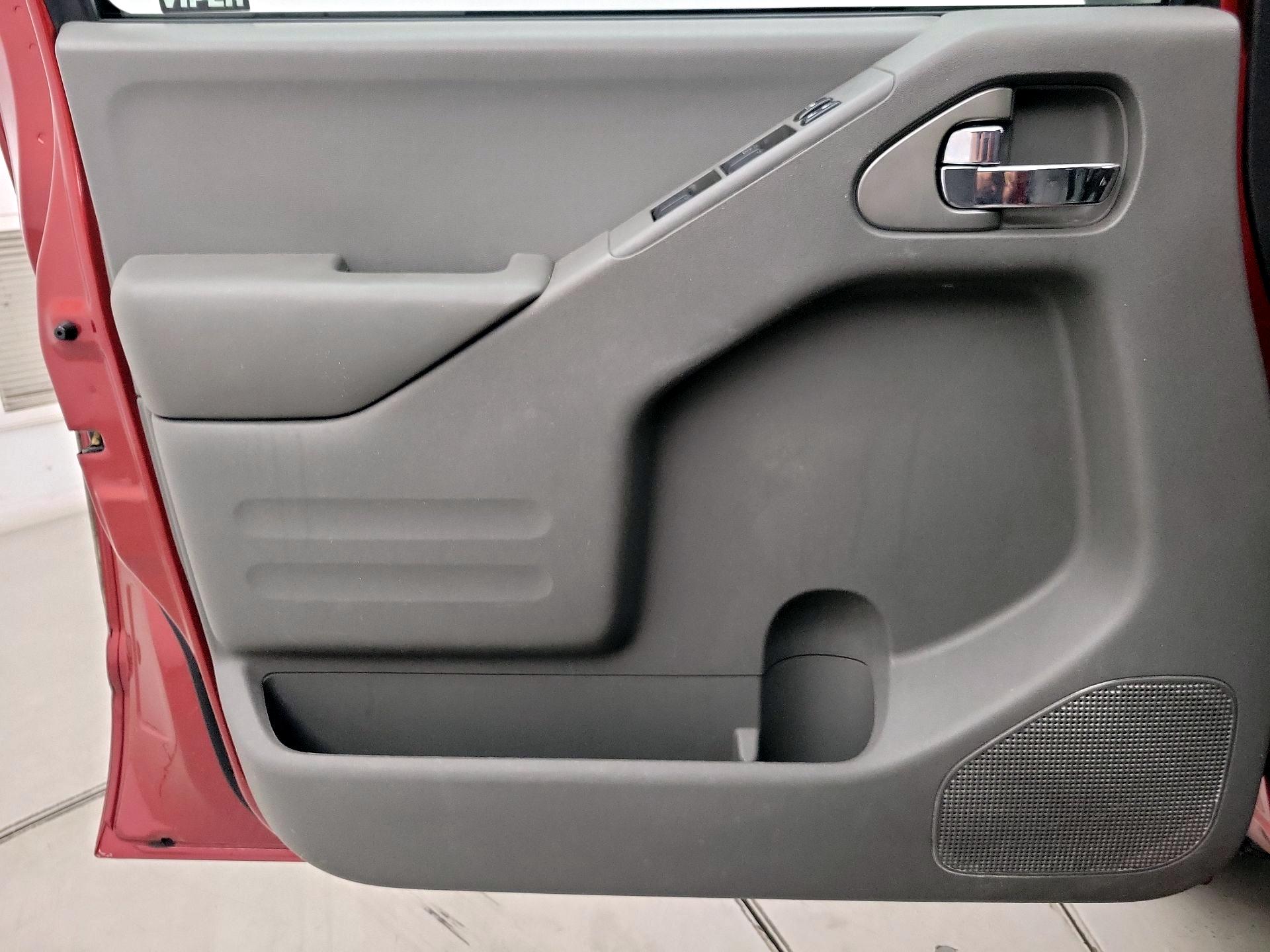 Thumbnail: 2019 Nissan Frontier - 12