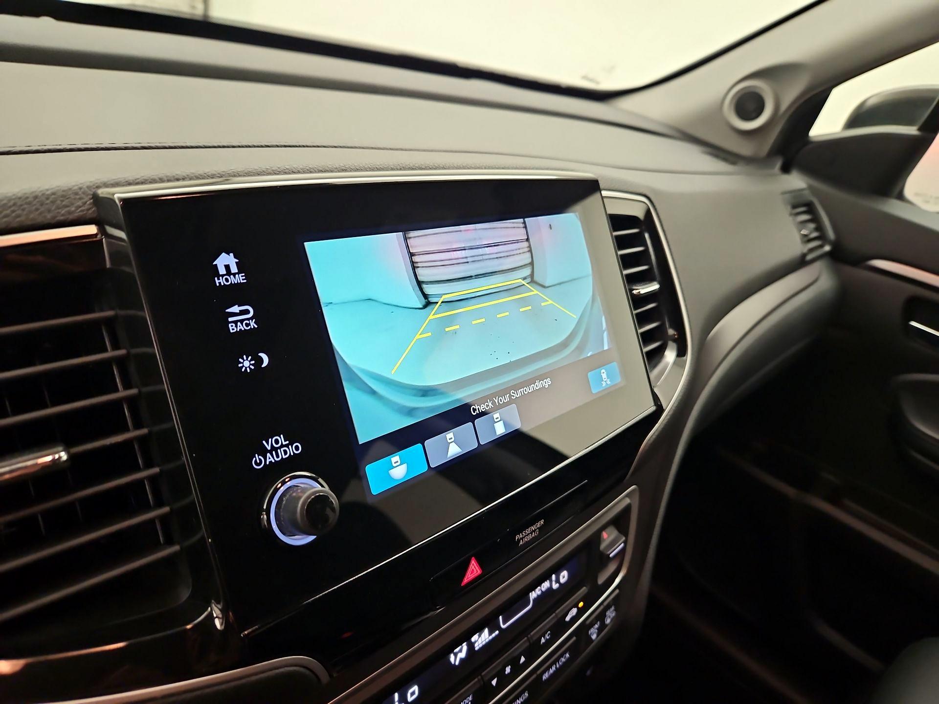 Thumbnail: 2021 Honda Pilot - 14