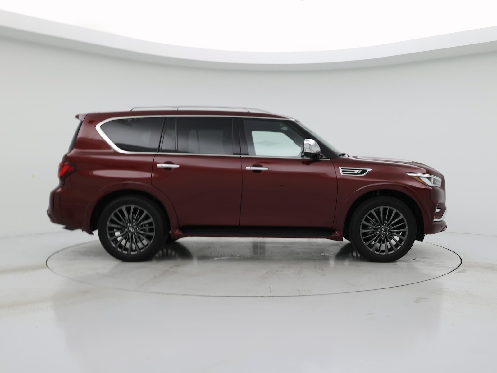 2022 INFINITI QX80 Sensory - Photo 8