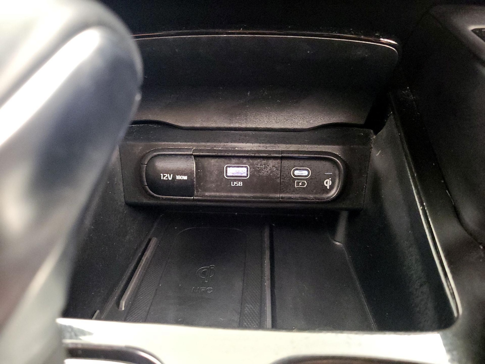 2024 Kia Telluride SX Prestige - Photo 19