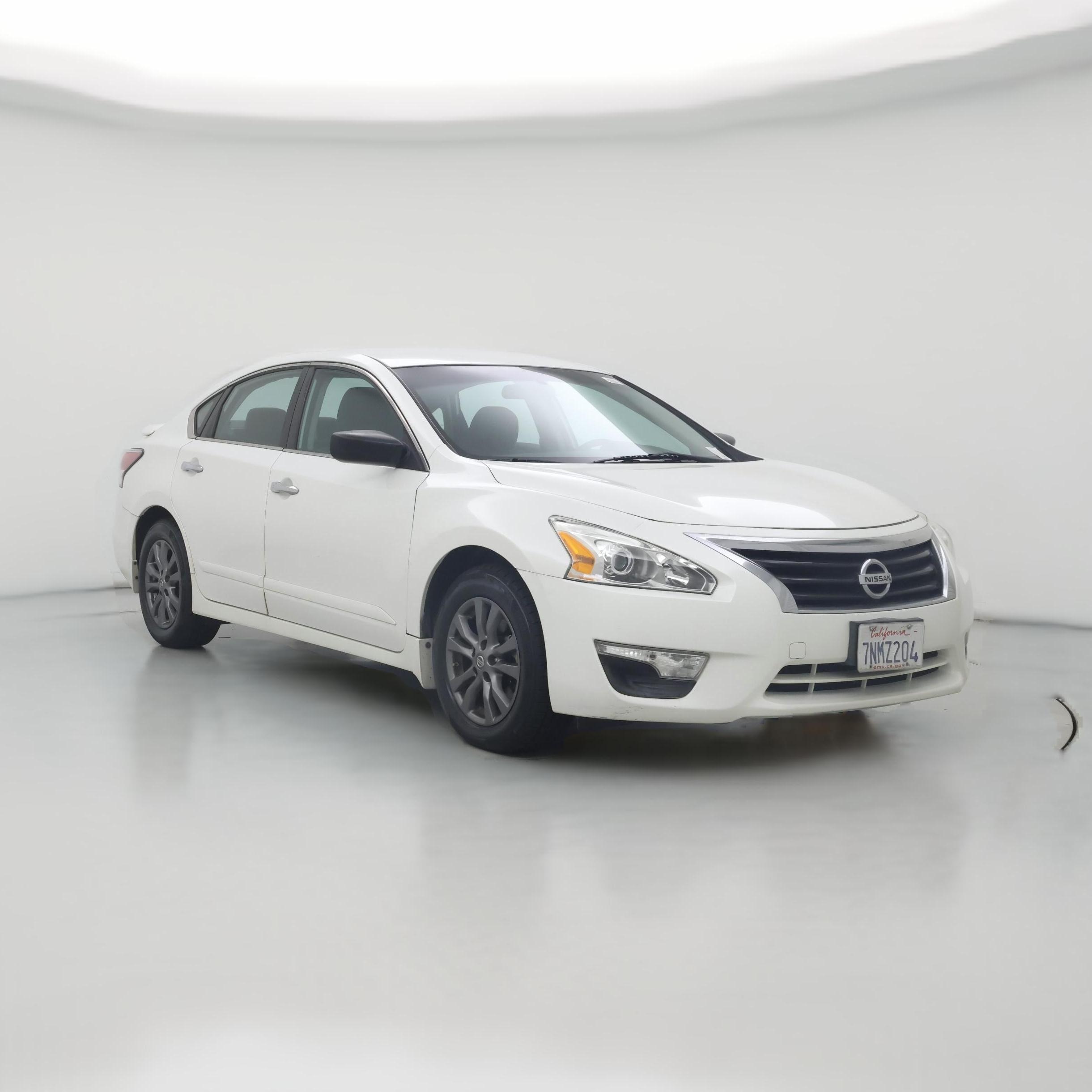 Thumbnail: 2015 Nissan Altima - 1