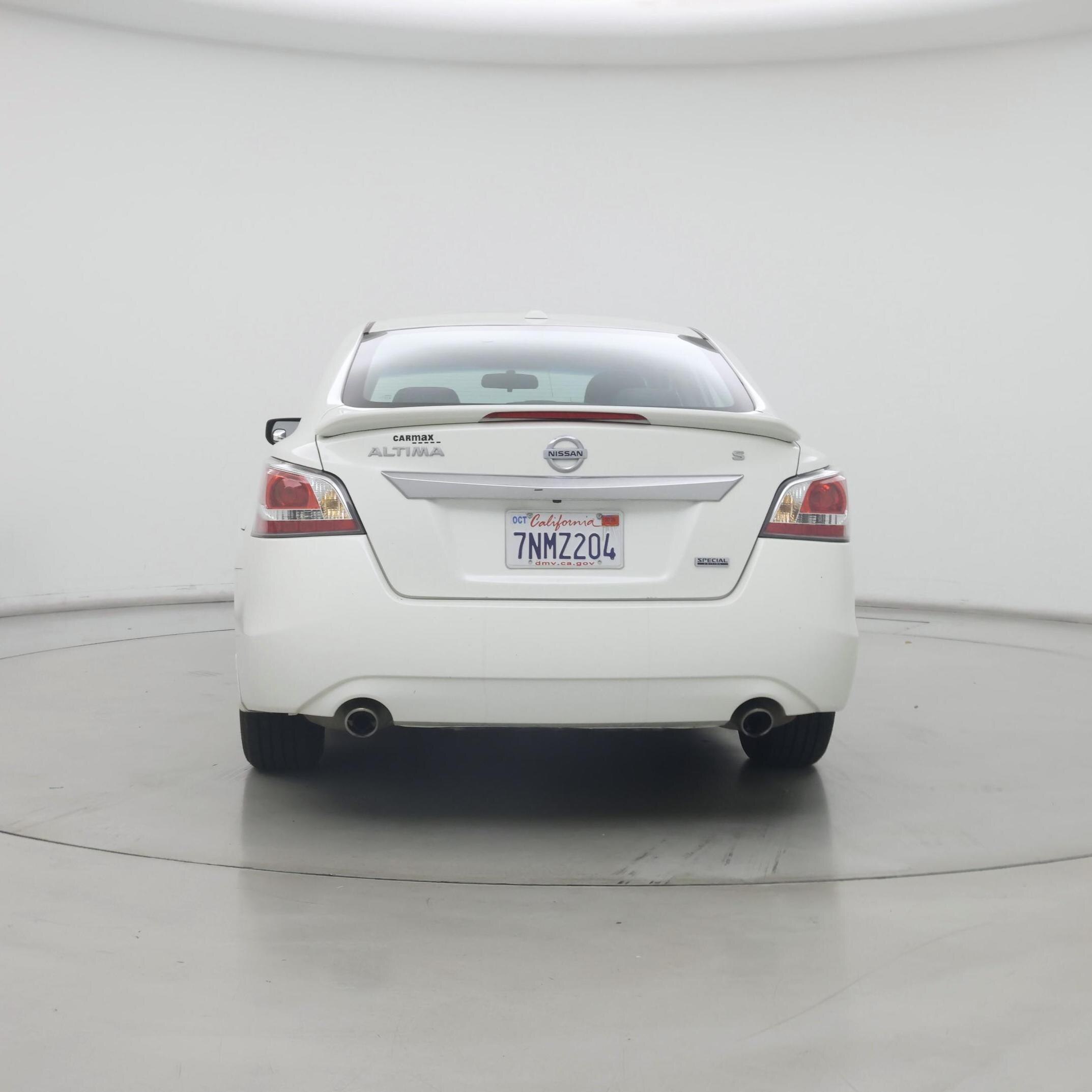 Thumbnail: 2015 Nissan Altima - 6