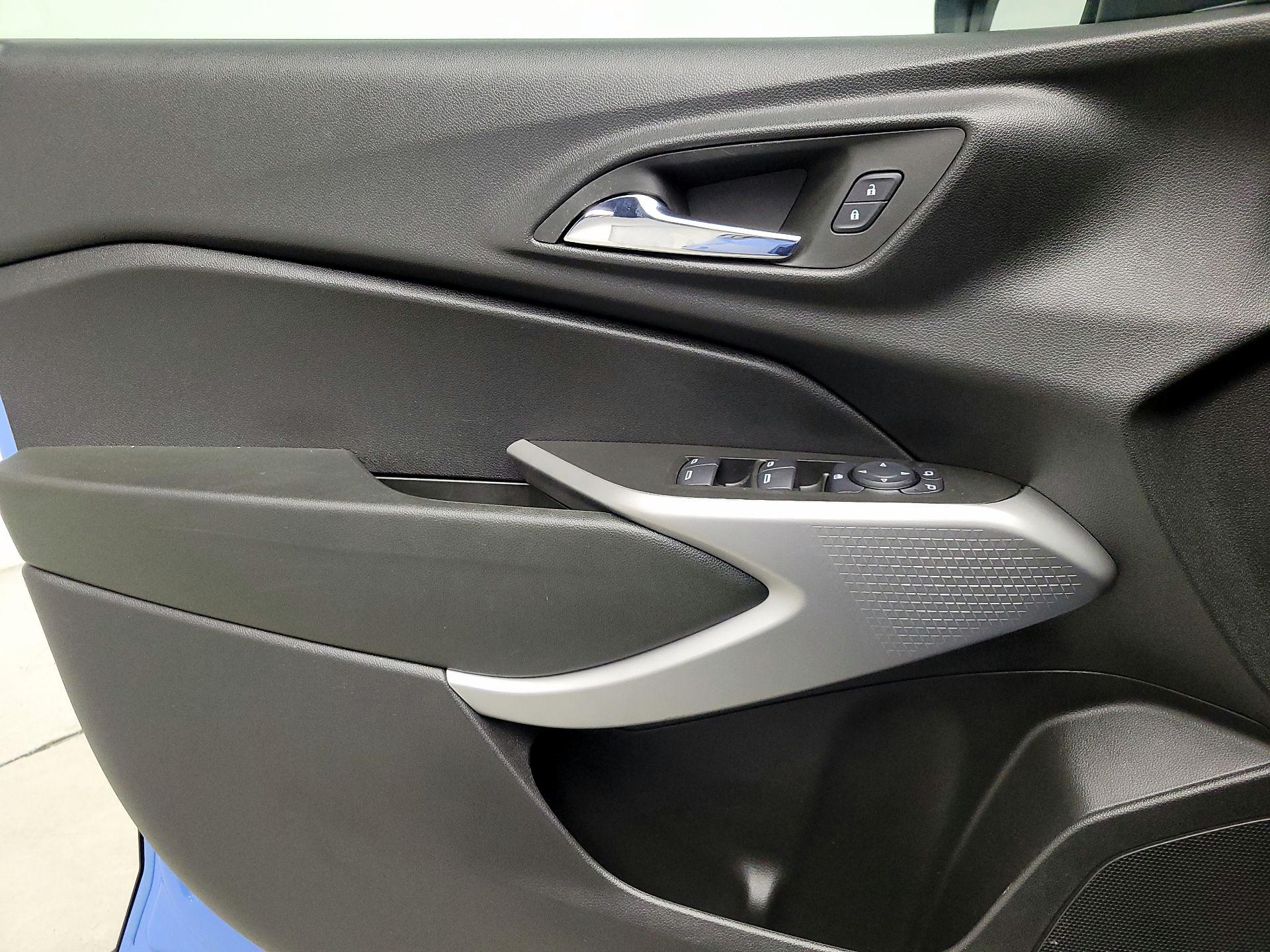 Thumbnail: 2024 Chevrolet Trax - 12