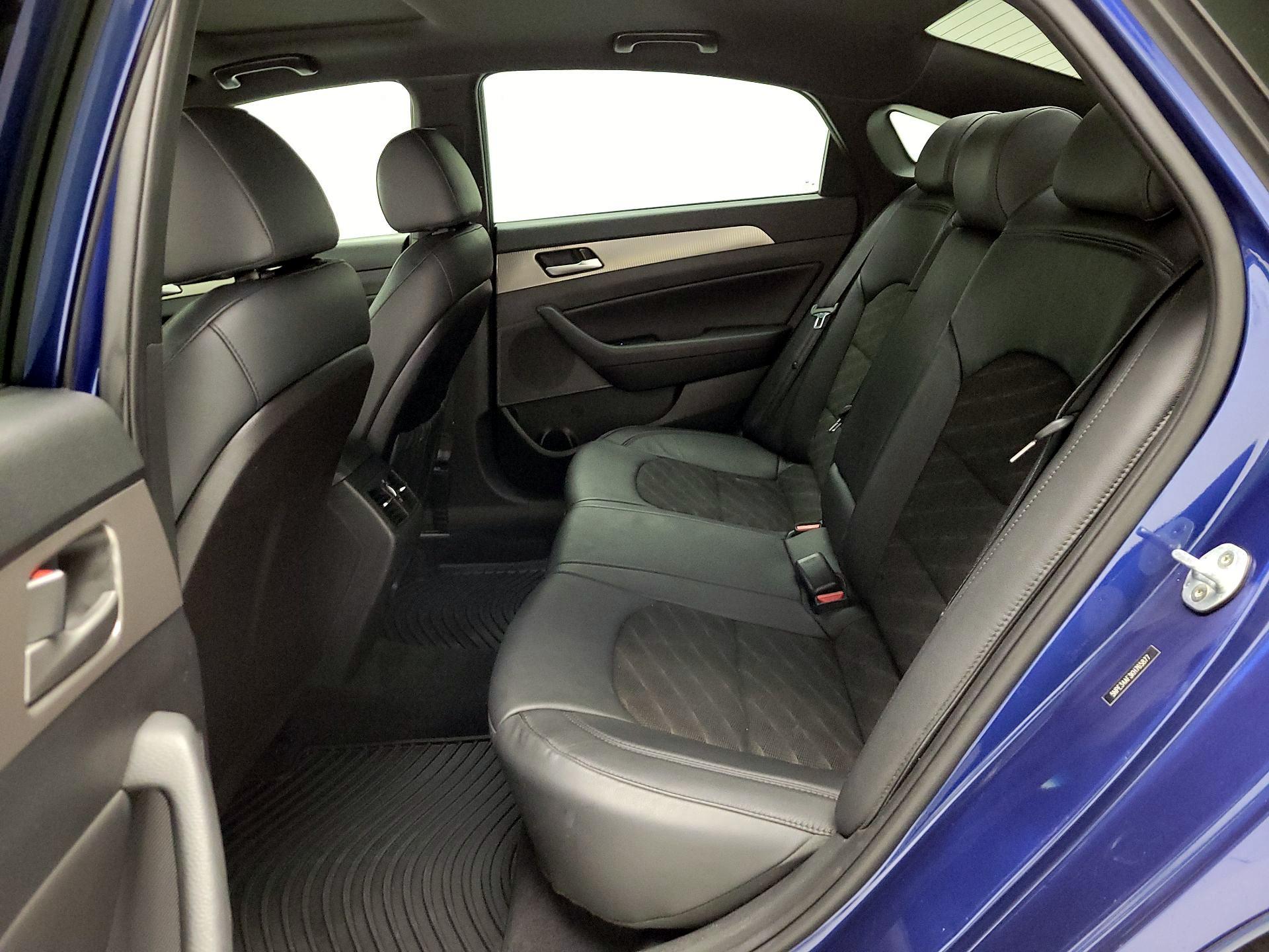 Thumbnail: 2019 Hyundai Sonata - 18