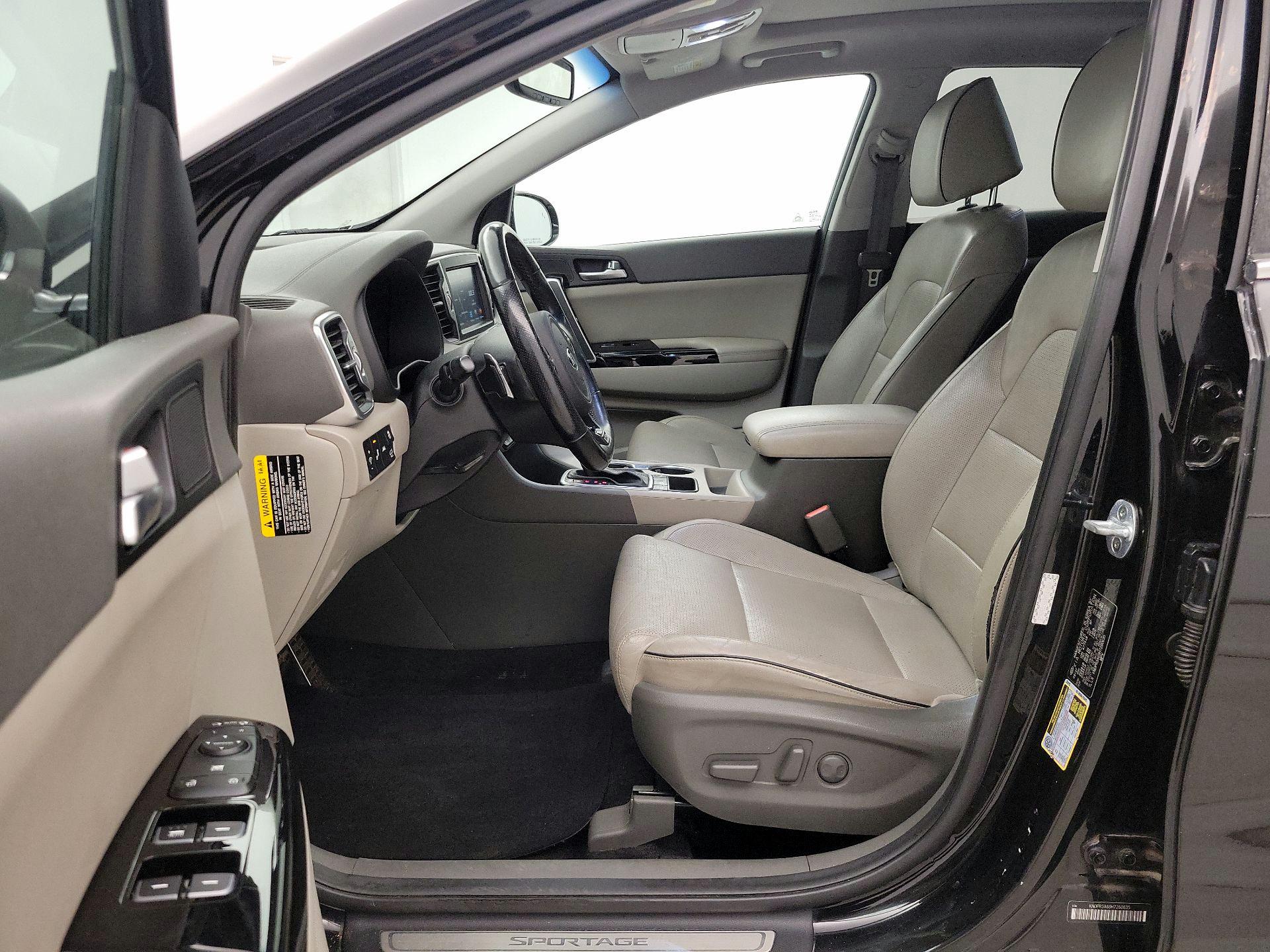 Thumbnail: 2017 Kia Sportage - 11