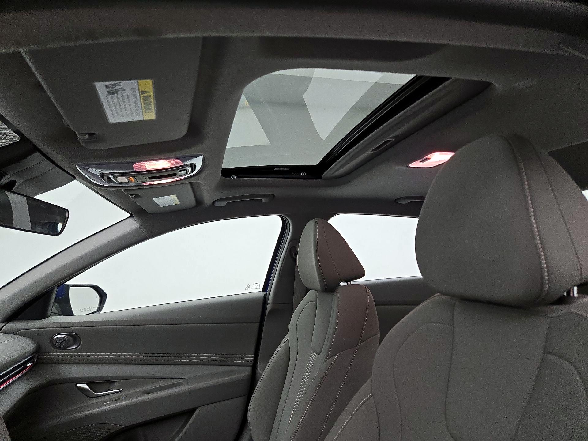 Thumbnail: 2024 Hyundai Elantra - 20